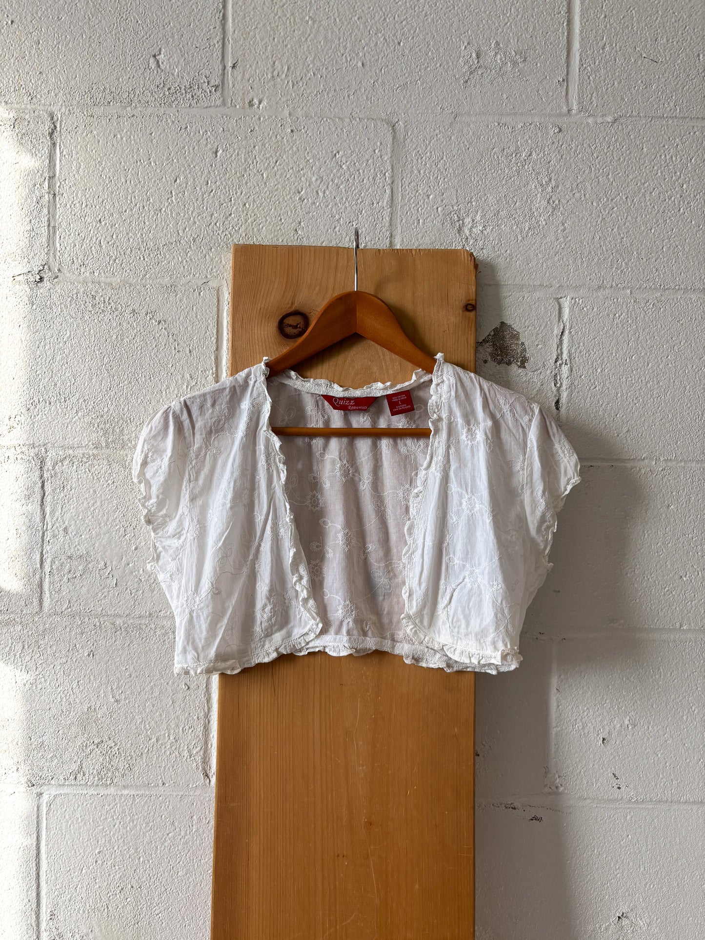 Little Cropped White Cardigan : L