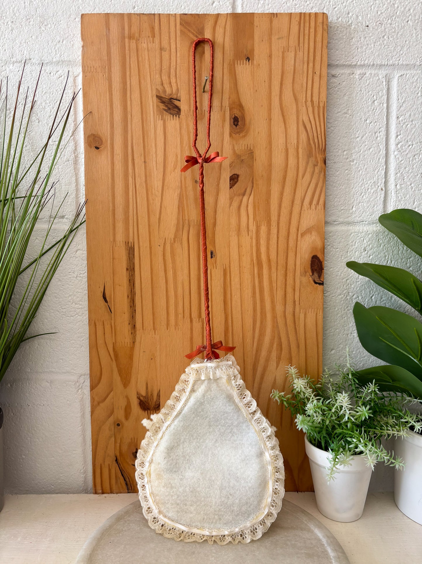 Vtg Chicken Fly Swatter