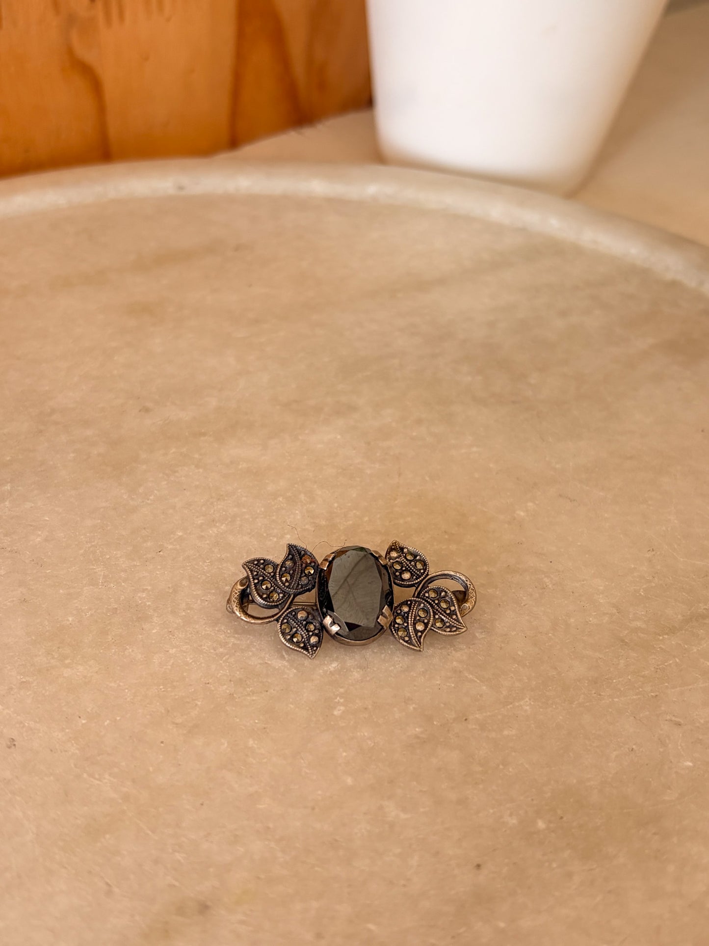 Vtg Sterling Onyx Brooch