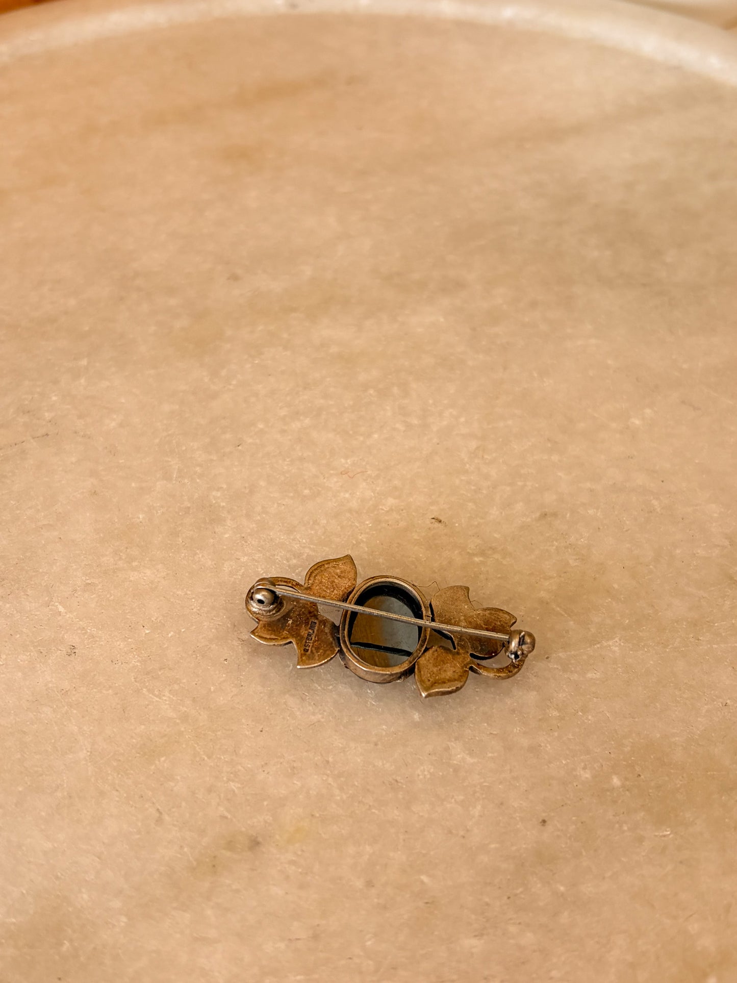 Vtg Sterling Onyx Brooch