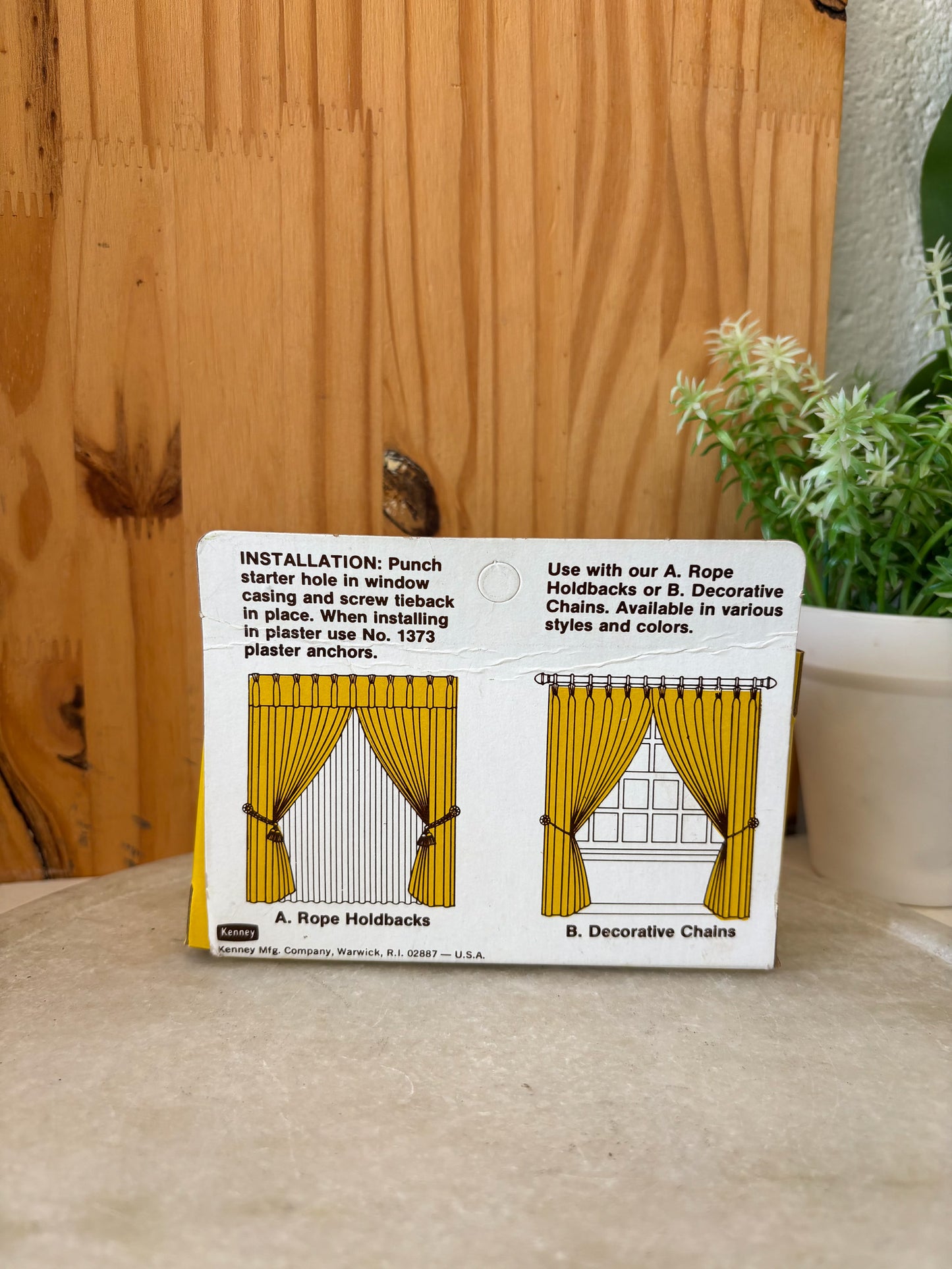 Vtg Floral Drape Holders