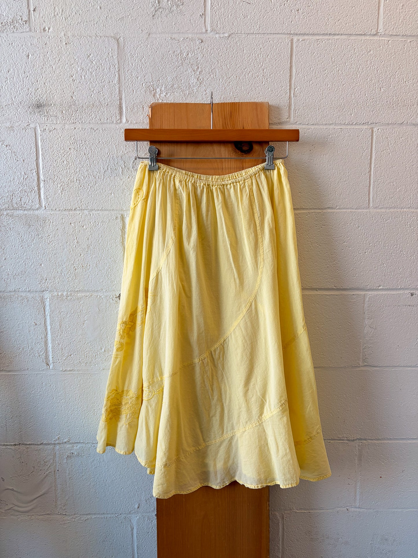 Floral Embroidered Yellow Skirt : 28"W