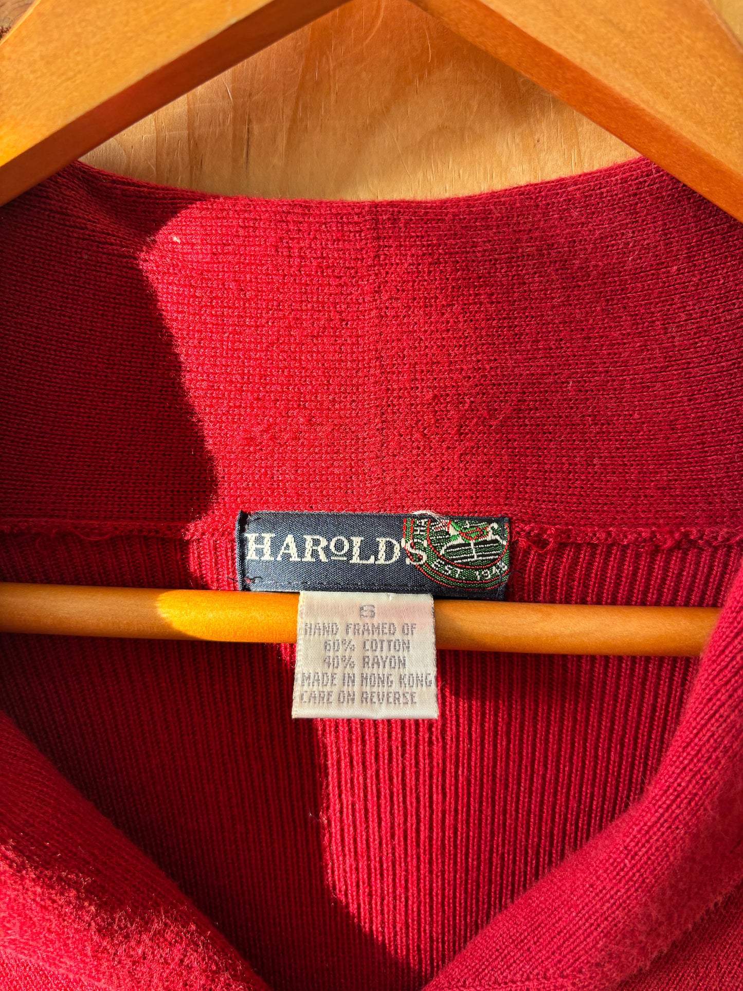 Vtg Collared Red Cardigan : S/M