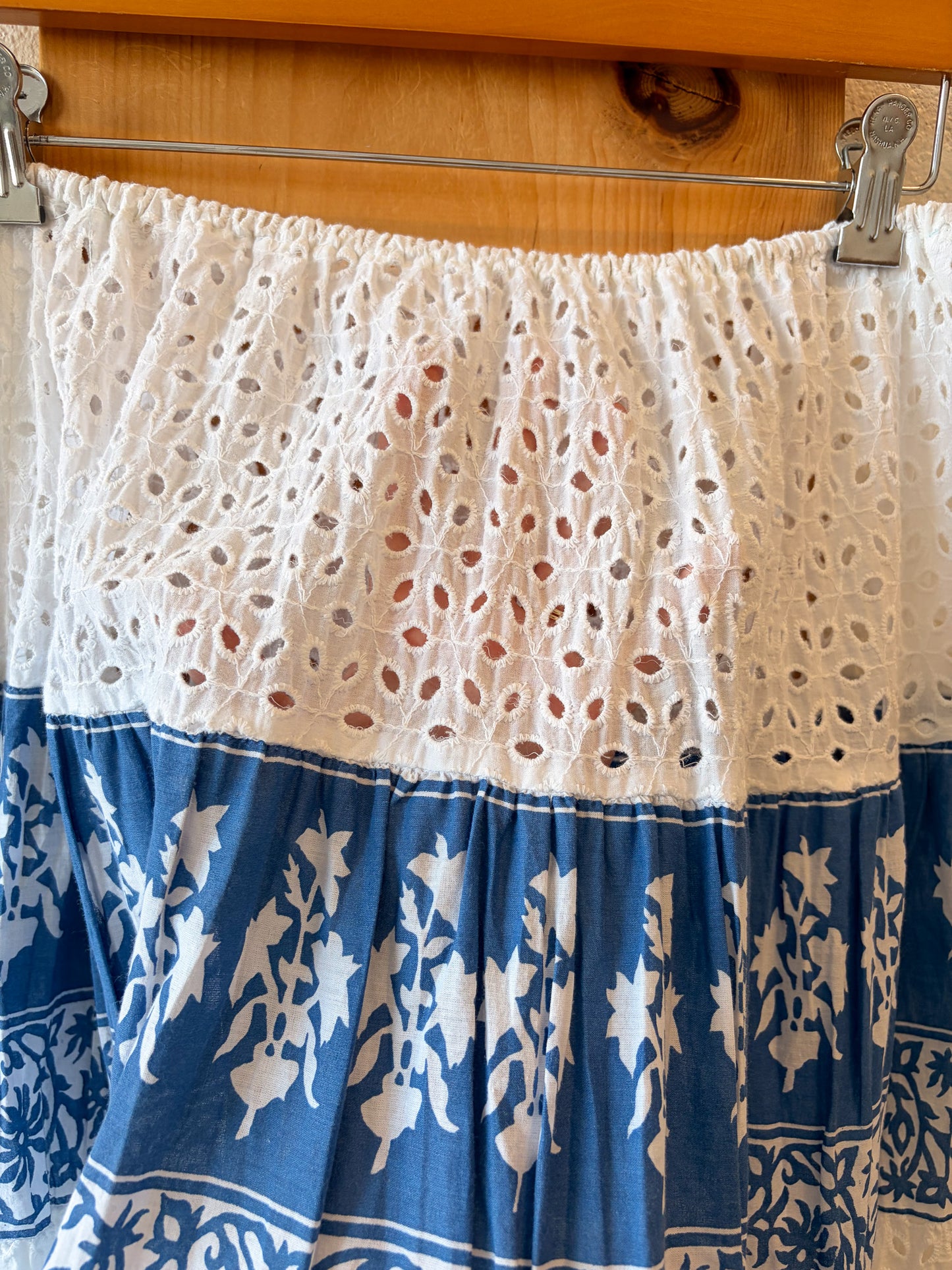 Blue & White Eyelet Lace Skirt : 32"W
