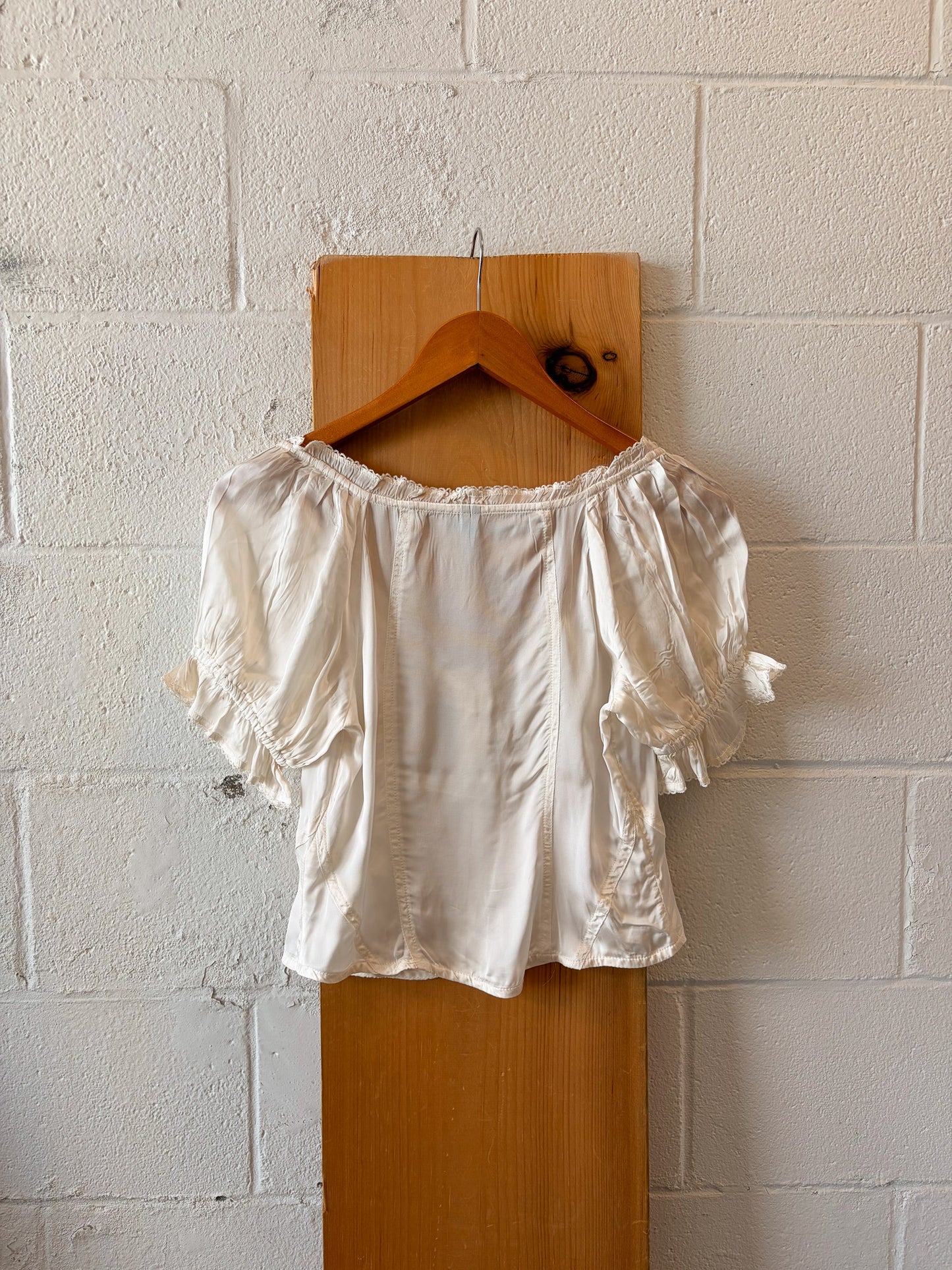 Anthropologie White Puff-Sleeve Blouse : XXS