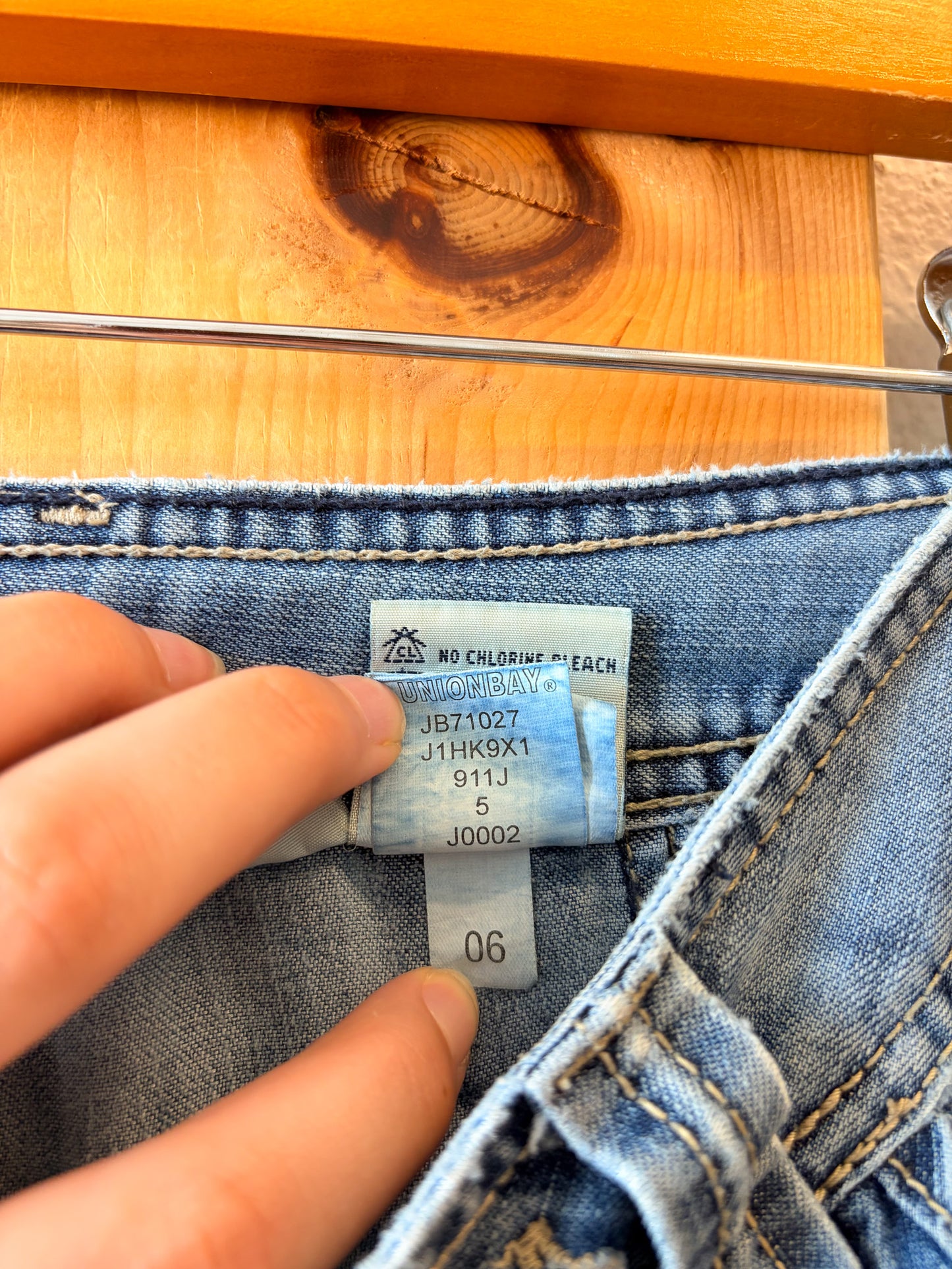 Unionbay Drawstring Denim Shorts : 5