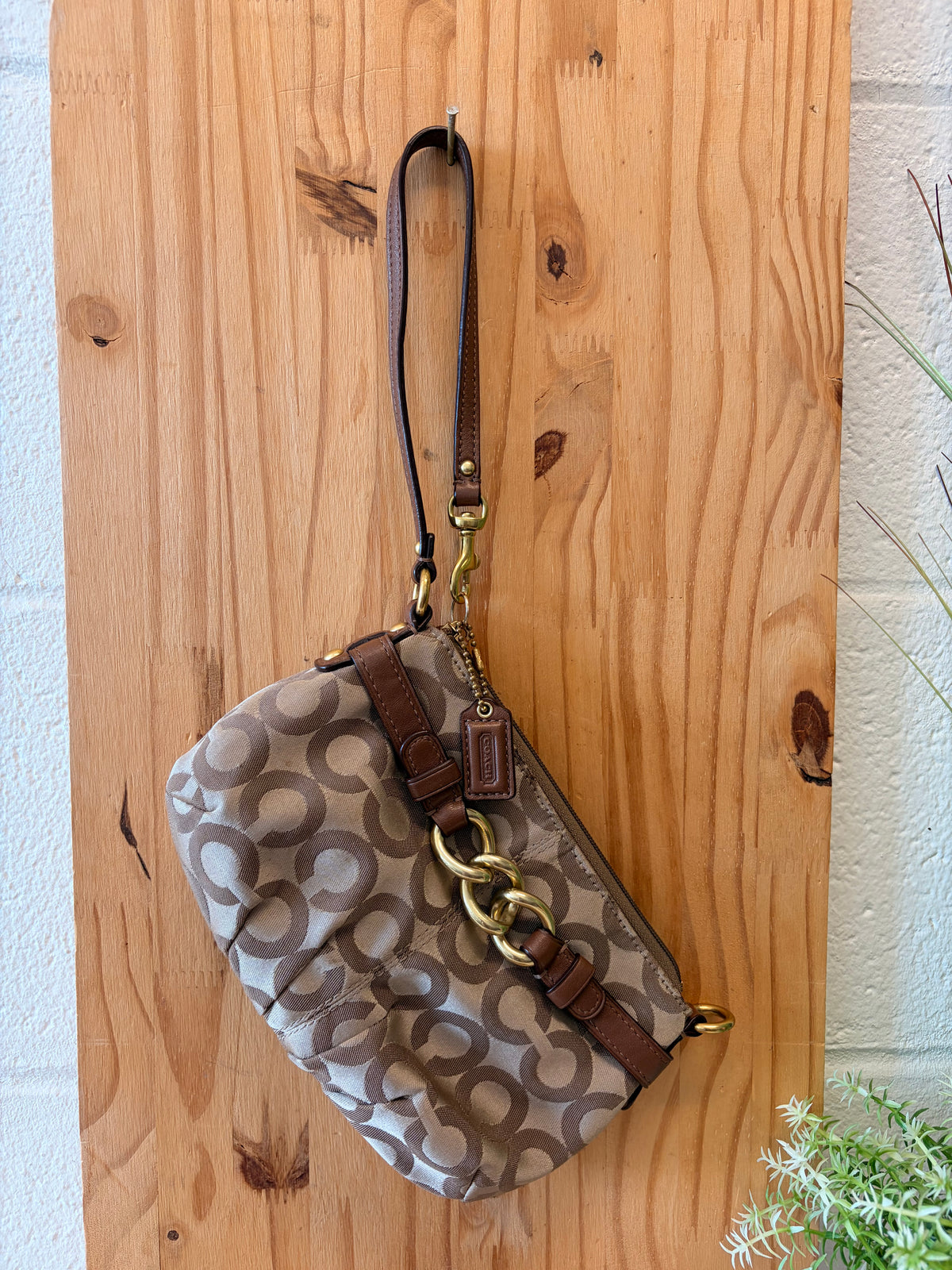 Coach Madison Signature Canvas Wristlet / Mini Bag