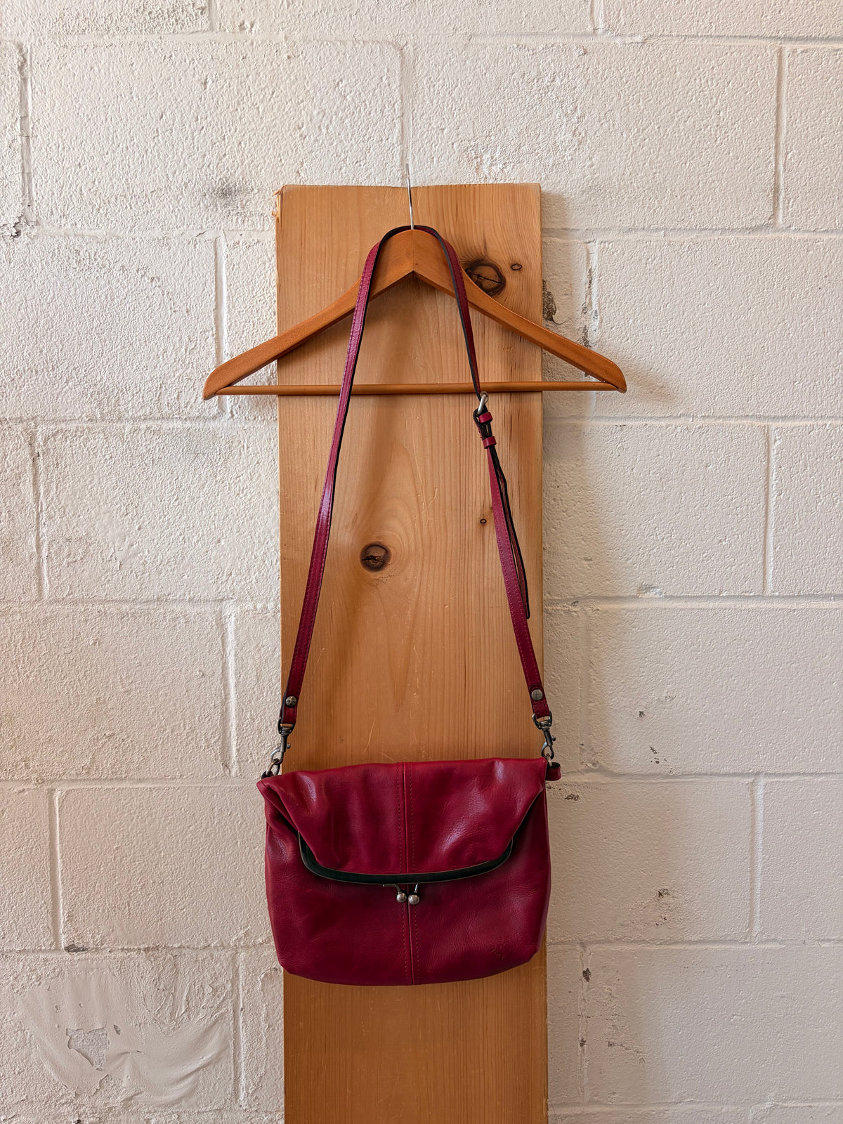 Patricia Nash Red Leather Kiss-lock Bag