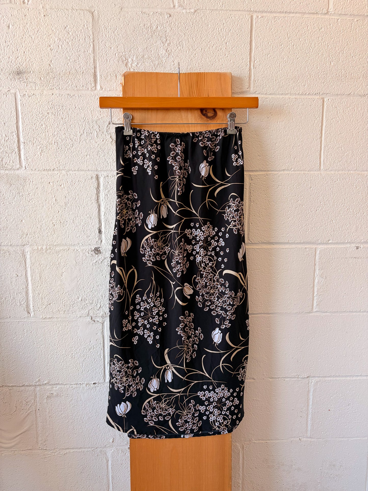 Floral Printed Skirt : 10