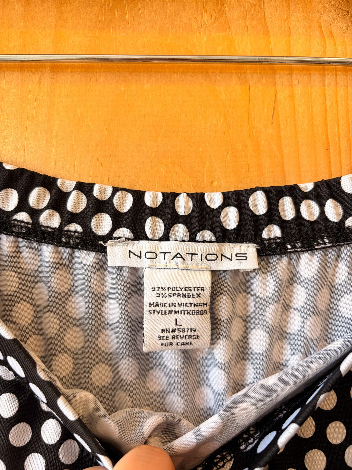 Asymmetrical Hem Polka Dot Skirt : L
