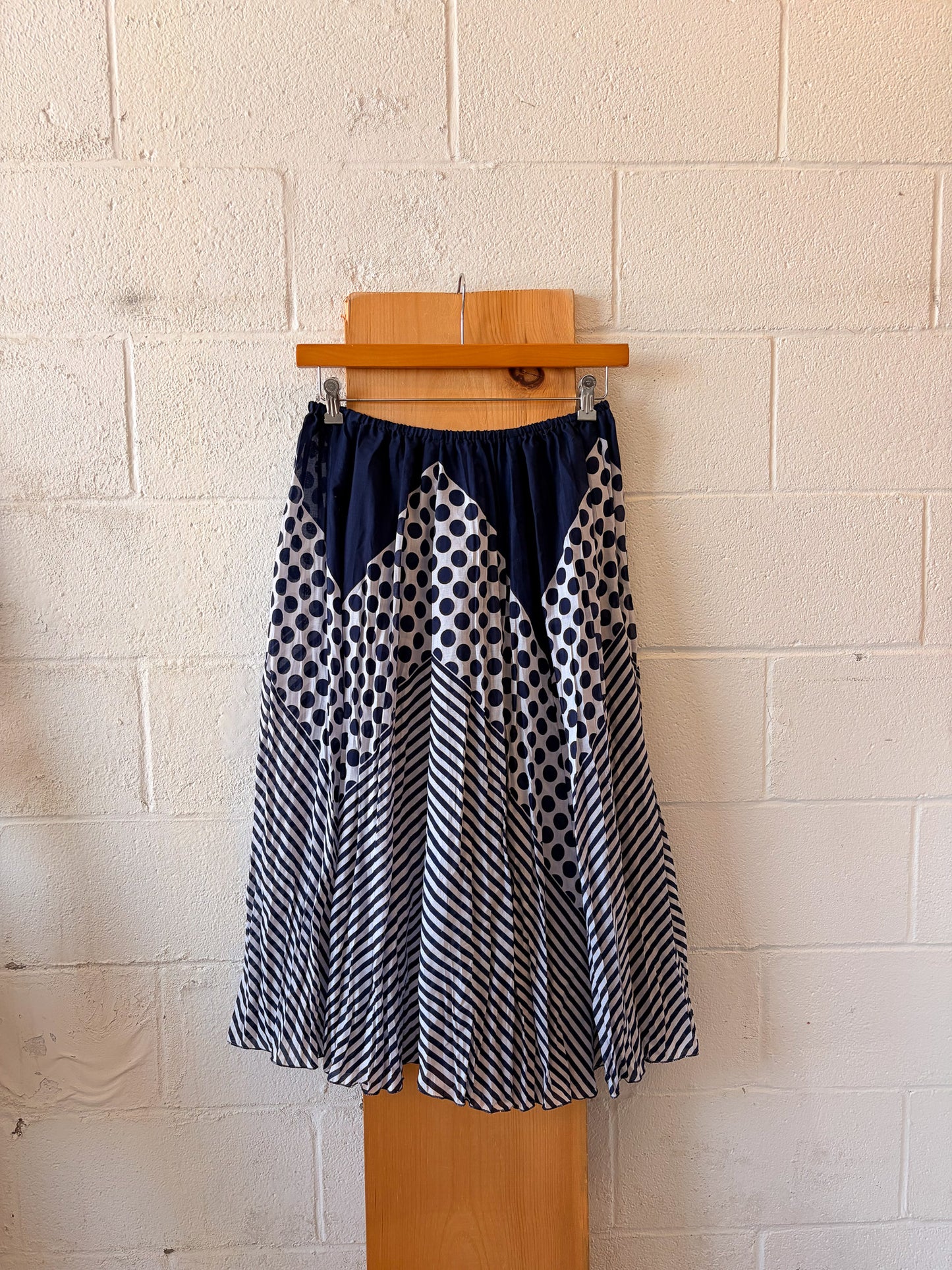 Navy & White Multi Patterned Skirt : 34"W