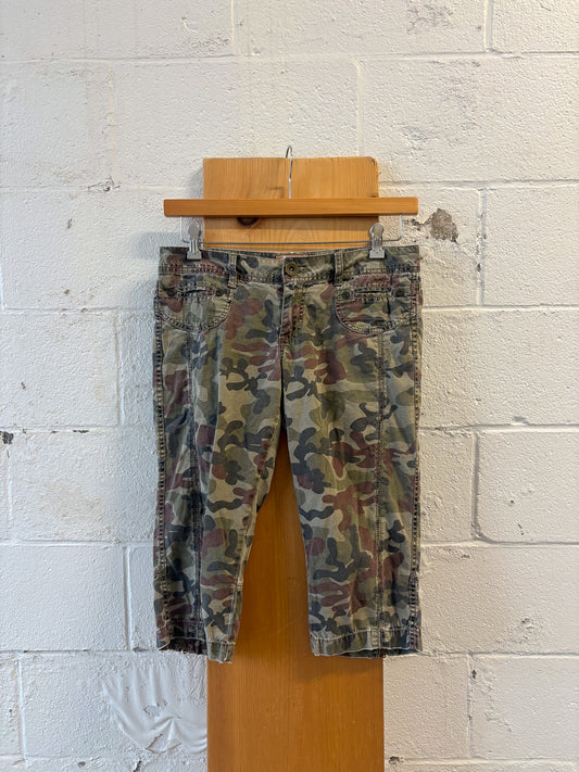 Vtg Camo Capris : Jrs 9