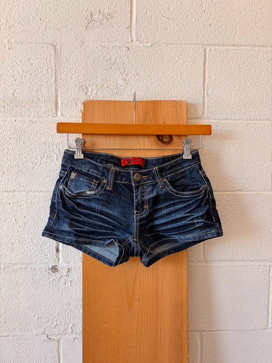 Dark Wash Denim Shorts : 7