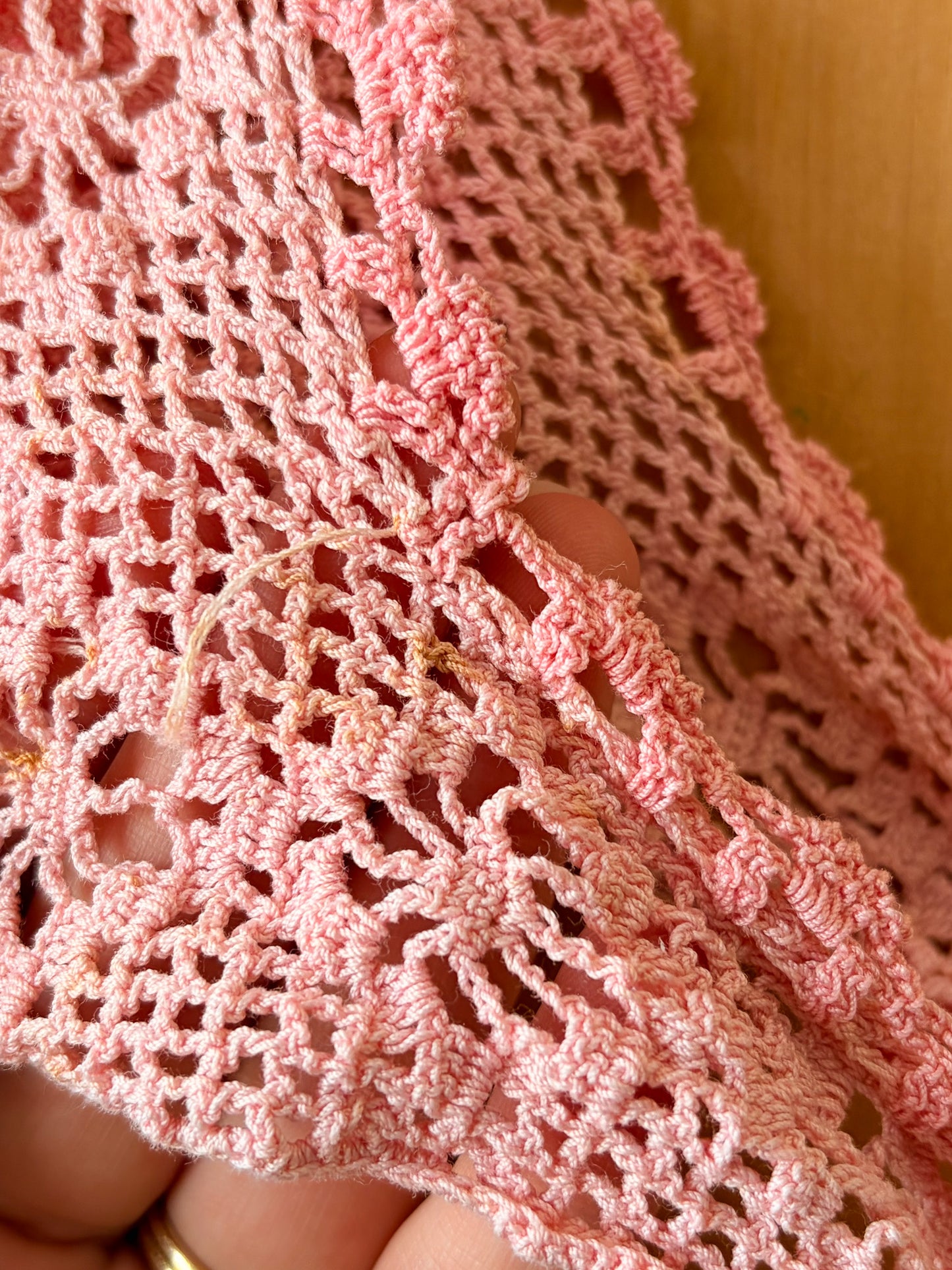 Vtg Pink Crochet Shrug : XS-M