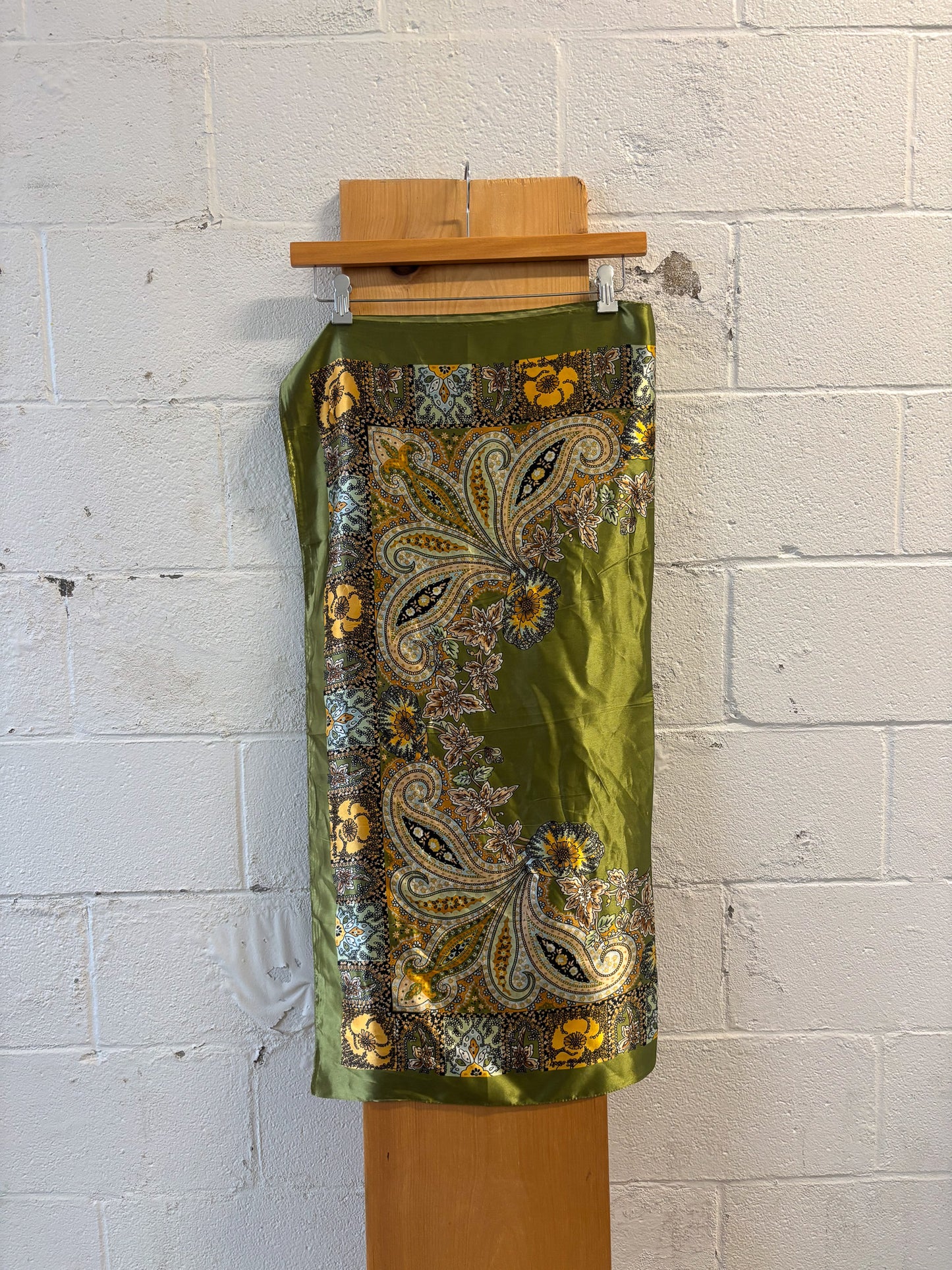 Green Paisley Scarf