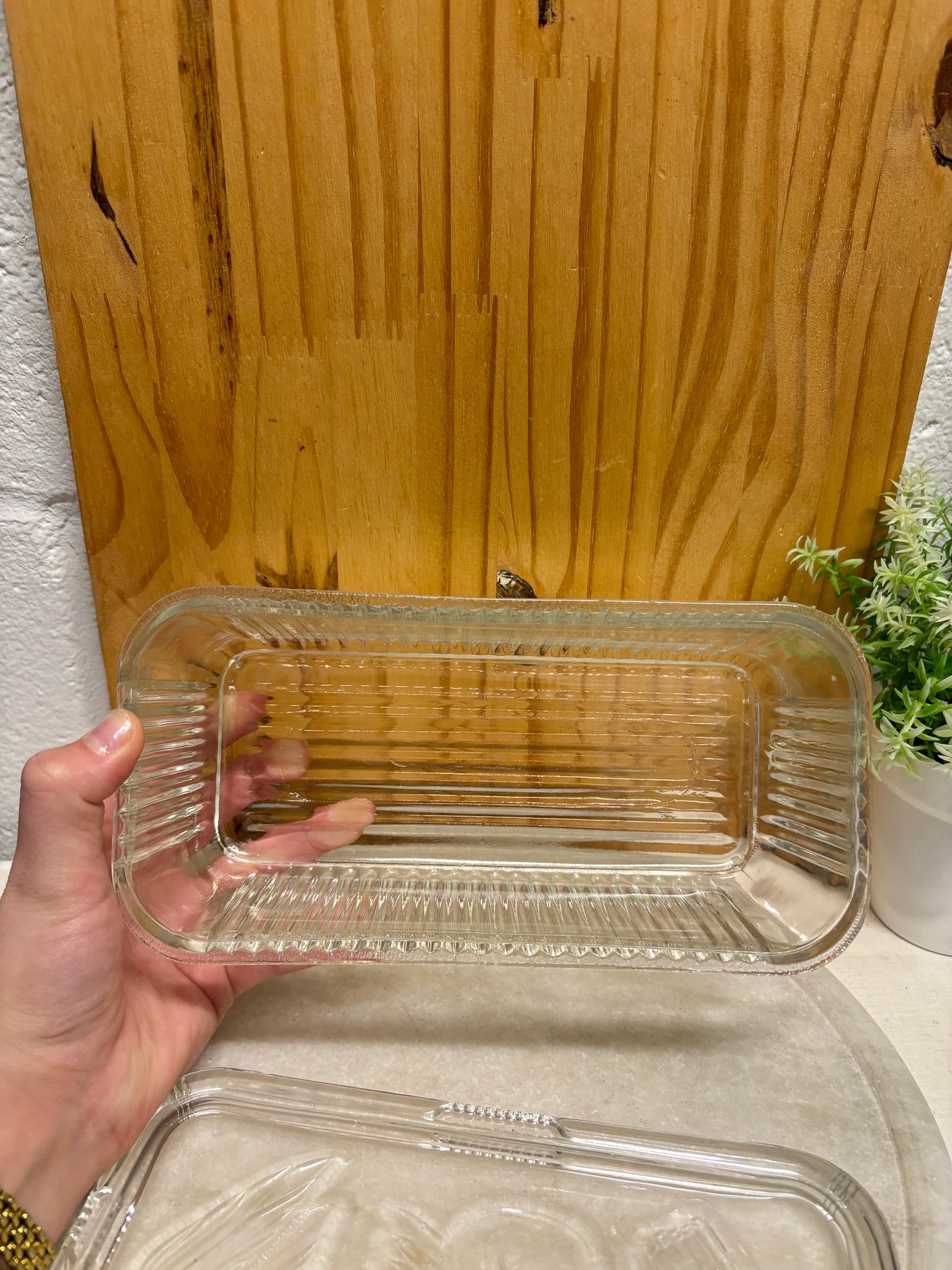 Vtg Glass Fridge Container (Local Pick Up Only)