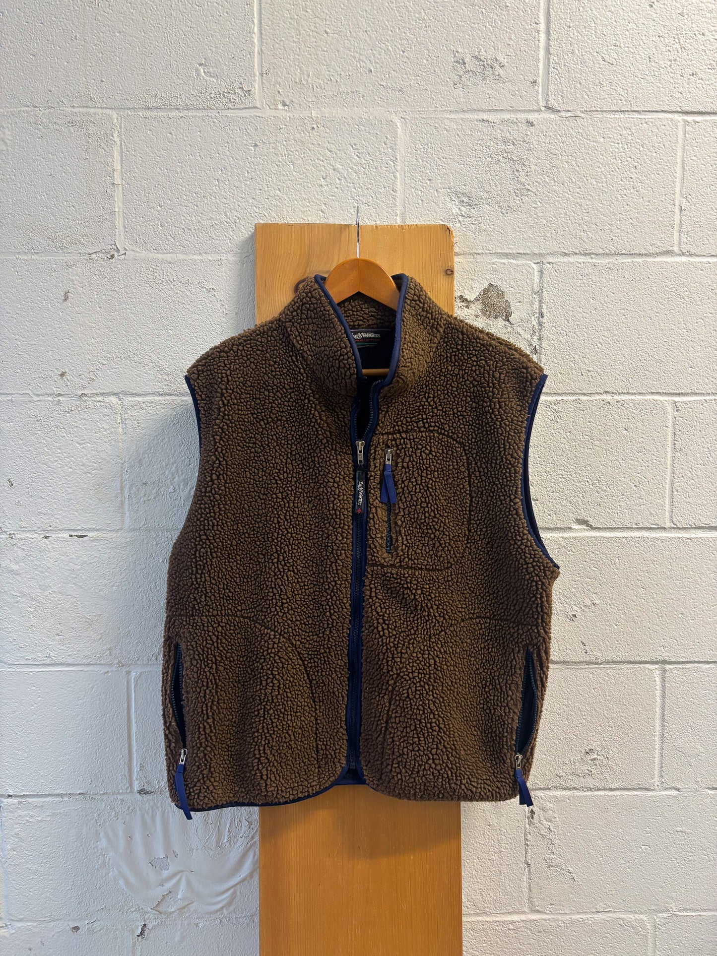 Brown Sherpa Vest : L