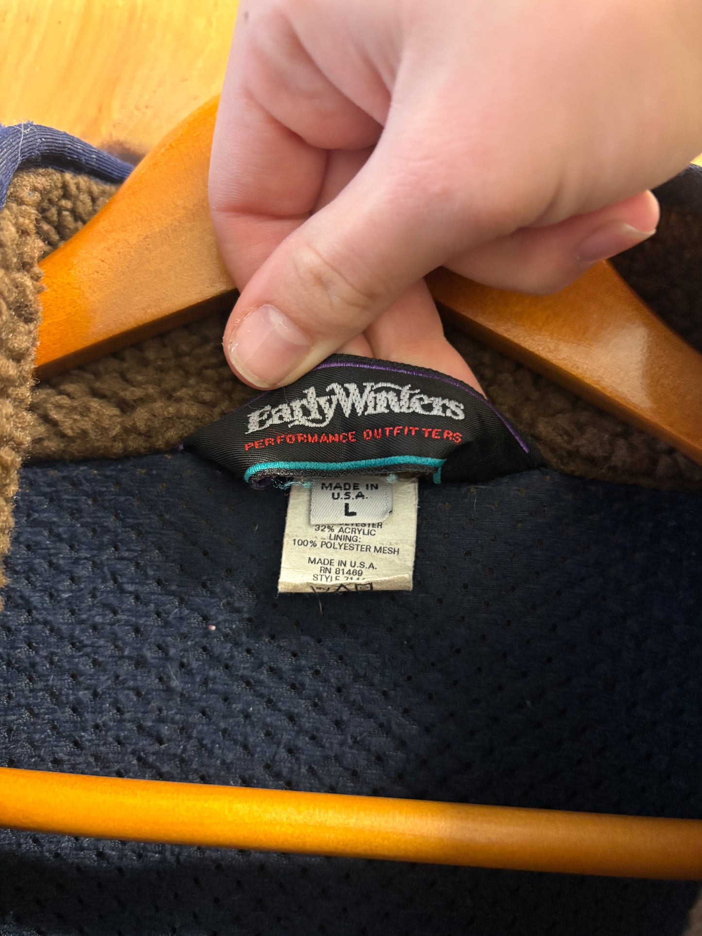 Brown Sherpa Vest : L