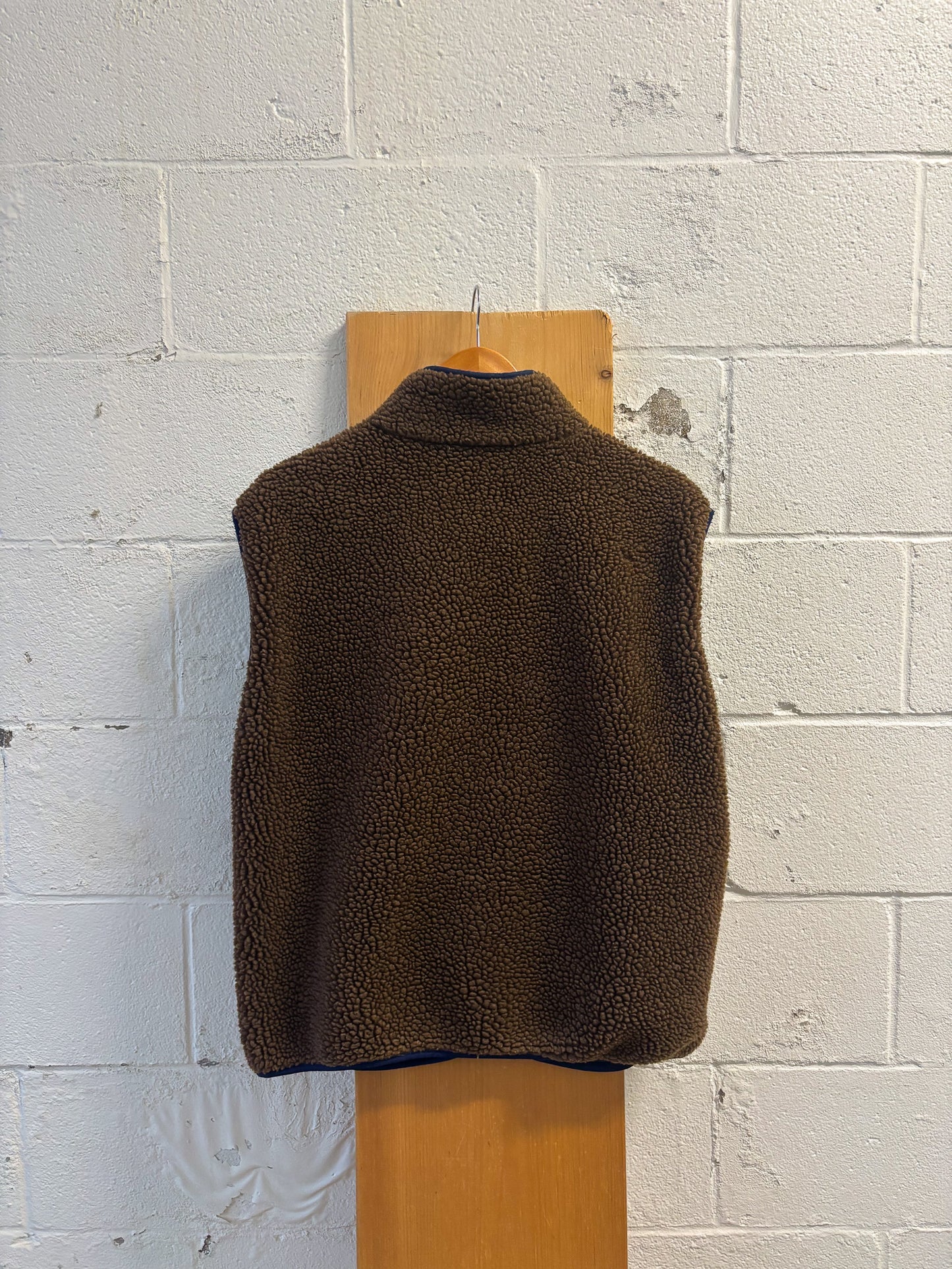 Brown Sherpa Vest : L
