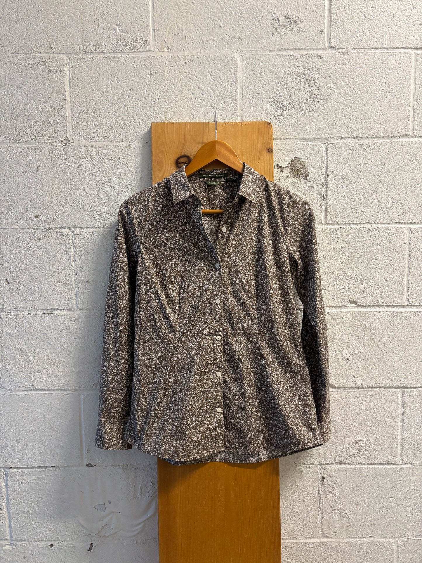 Floral Eddie Bauer Button Up : S