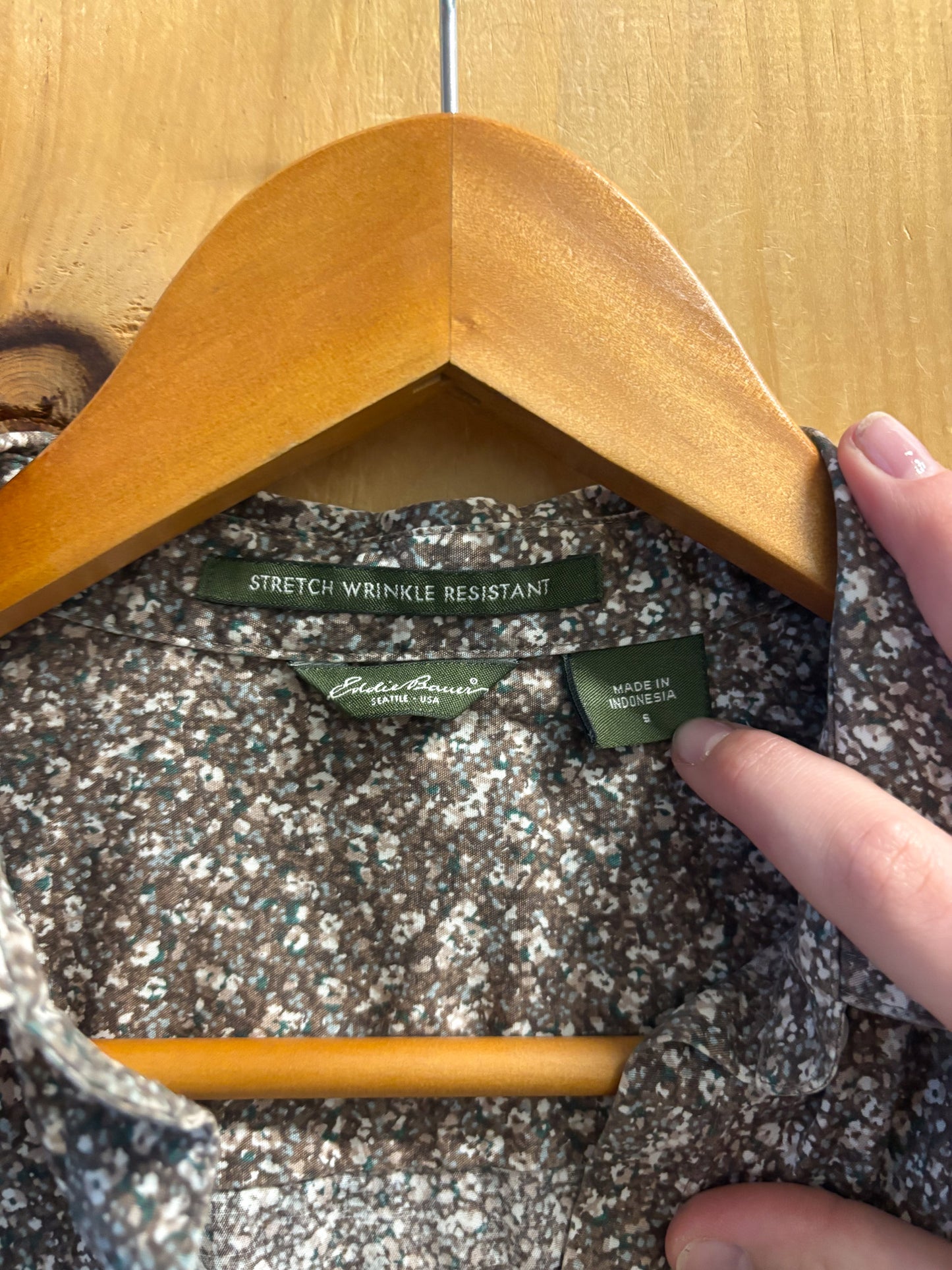 Floral Eddie Bauer Button Up : S