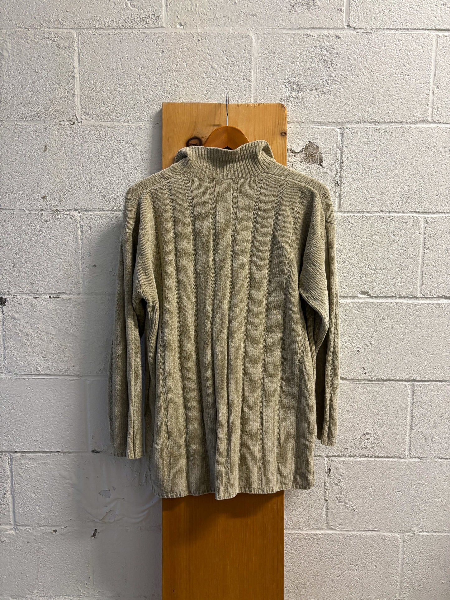 Vtg Beige Collared Cardigan : L