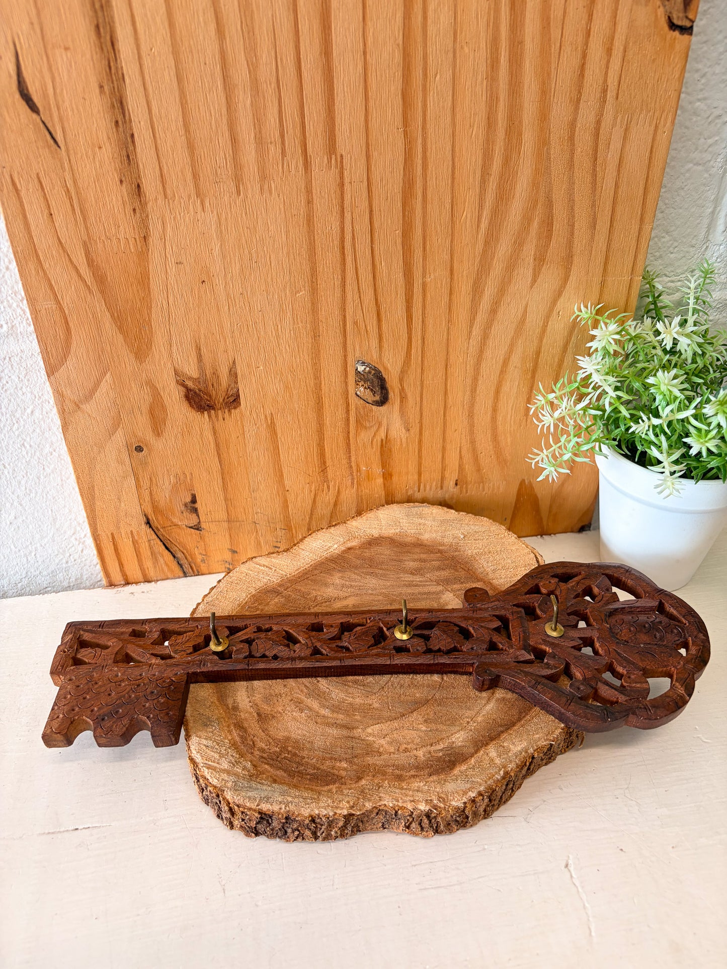 Wooden Key Holder Wall Hang (Local Pick Up Only)