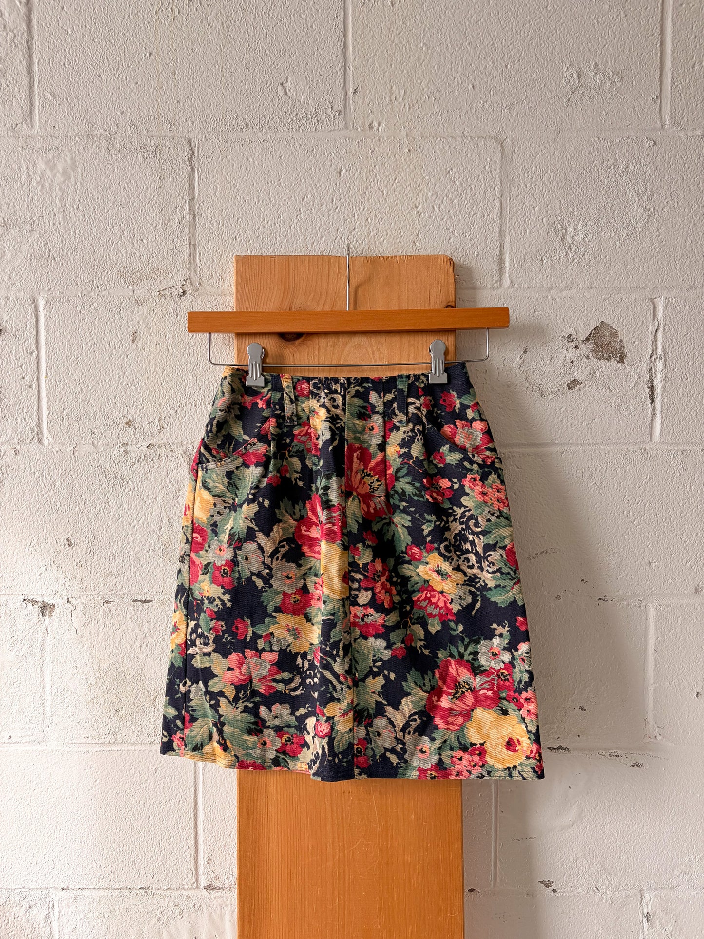 Handmade Floral Skirt : 26"W
