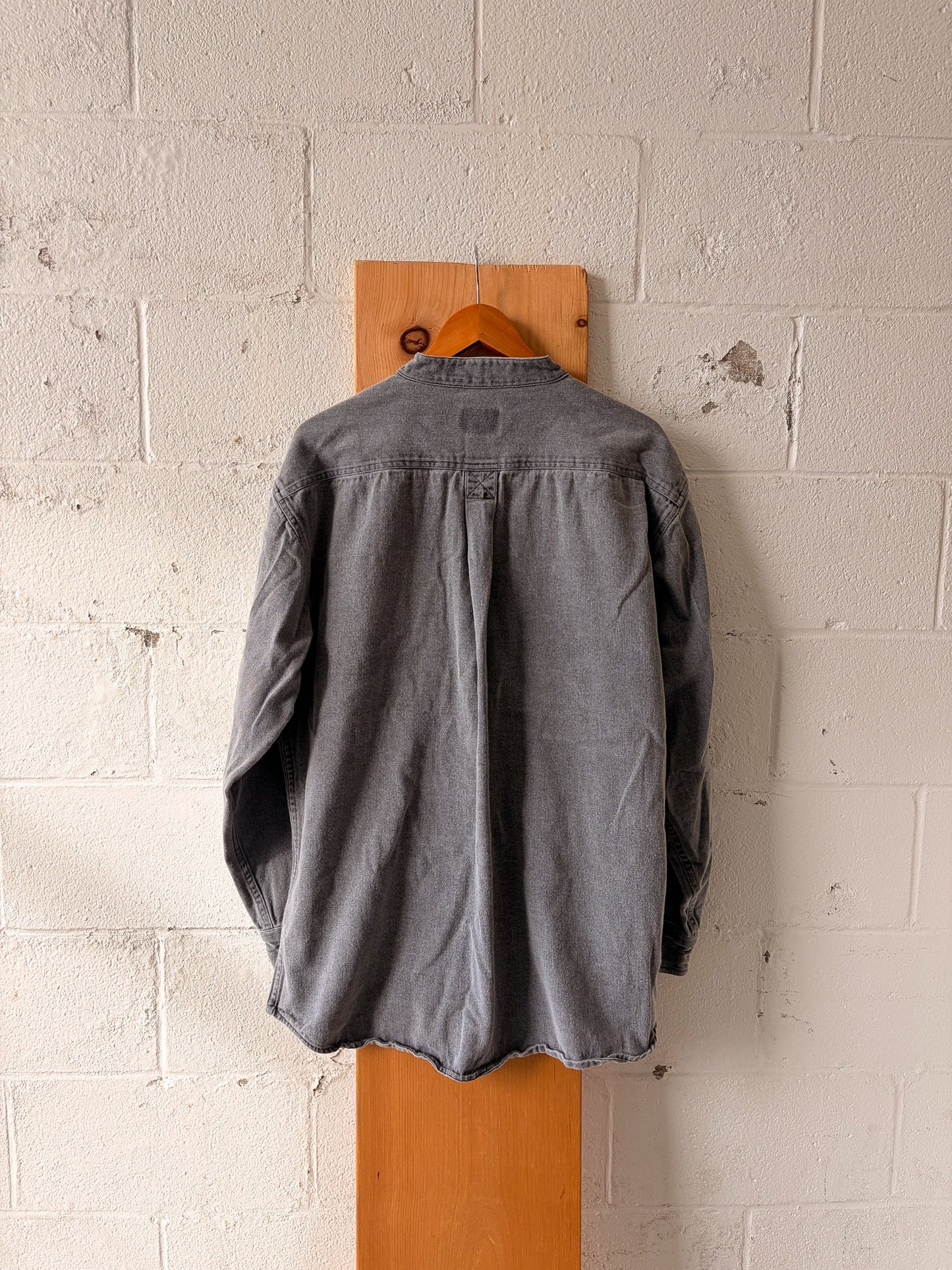 Grey Cabela's Button Up : XLT