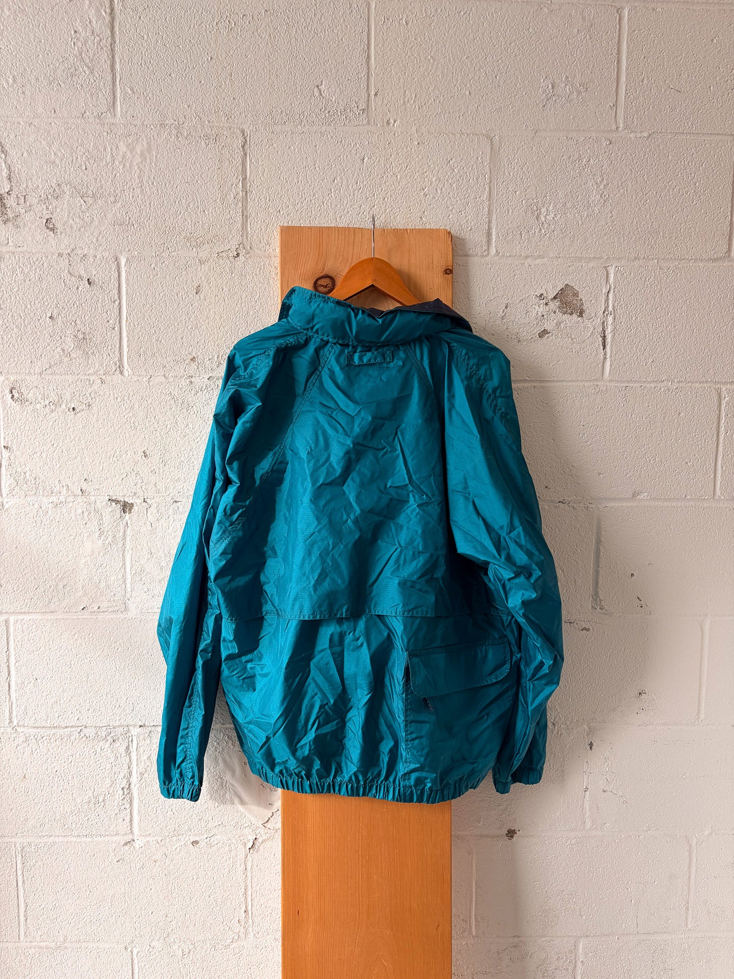 Bass Pro Teal Windbreaker : XL