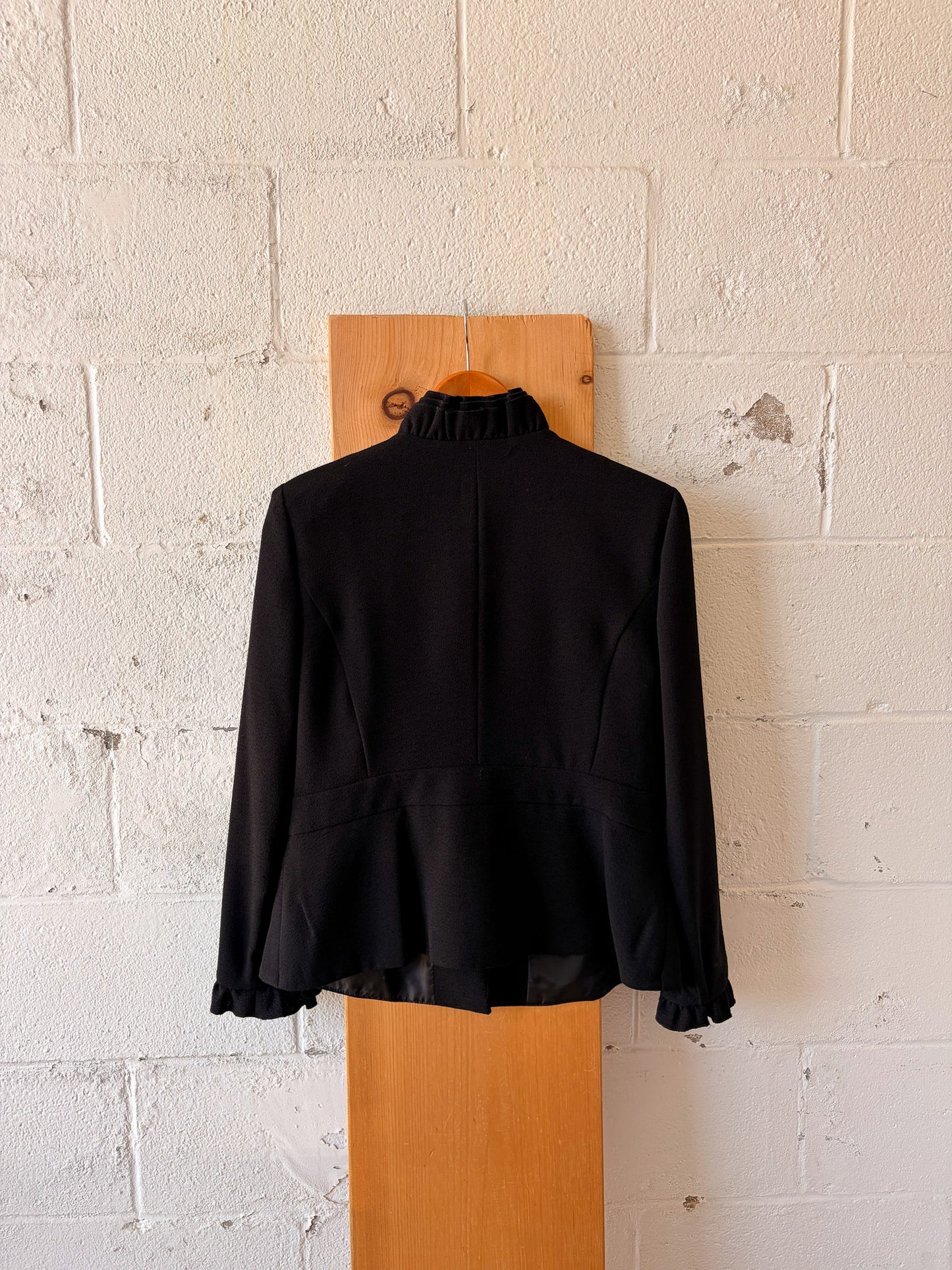 Black Ruffled Blazer : 12P