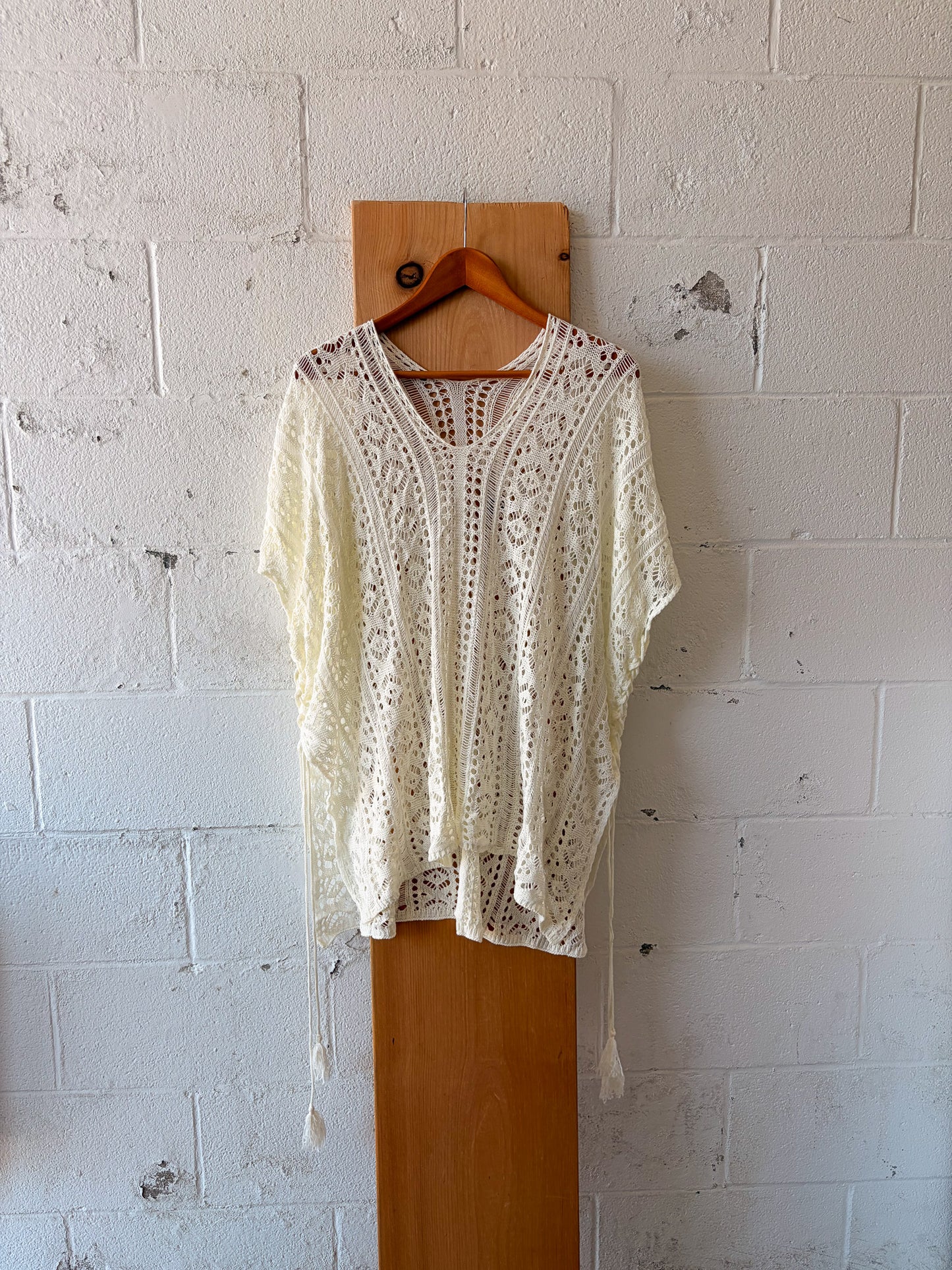 White Crochet Overlay Top : OS