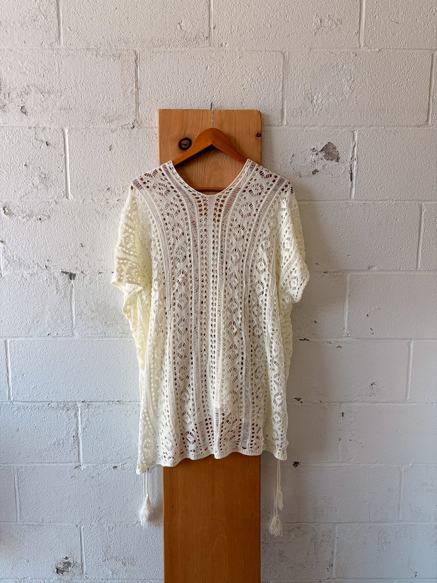 White Crochet Overlay Top : OS