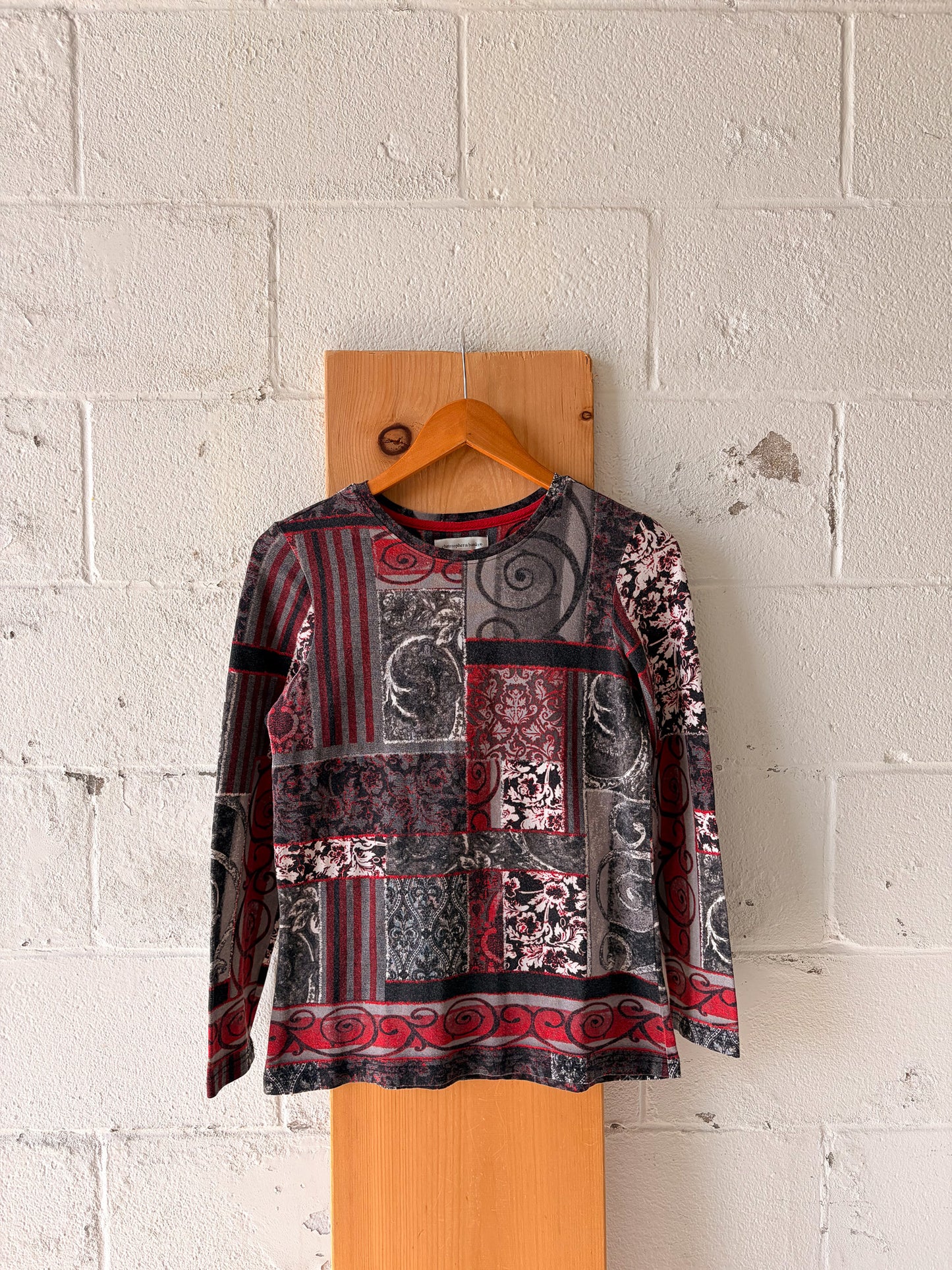 Patterned Red & Black Long Sleeve Top : S