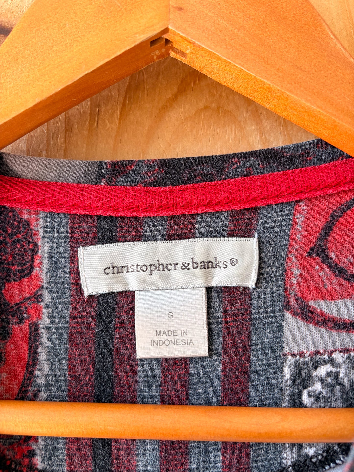 Patterned Red & Black Long Sleeve Top : S