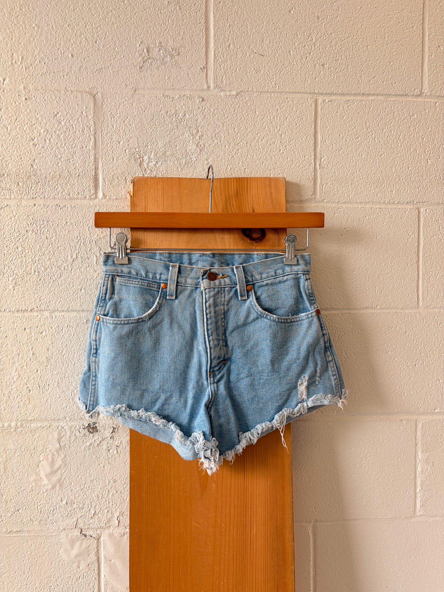 Wrangler Denim Cutoffs : 30"W
