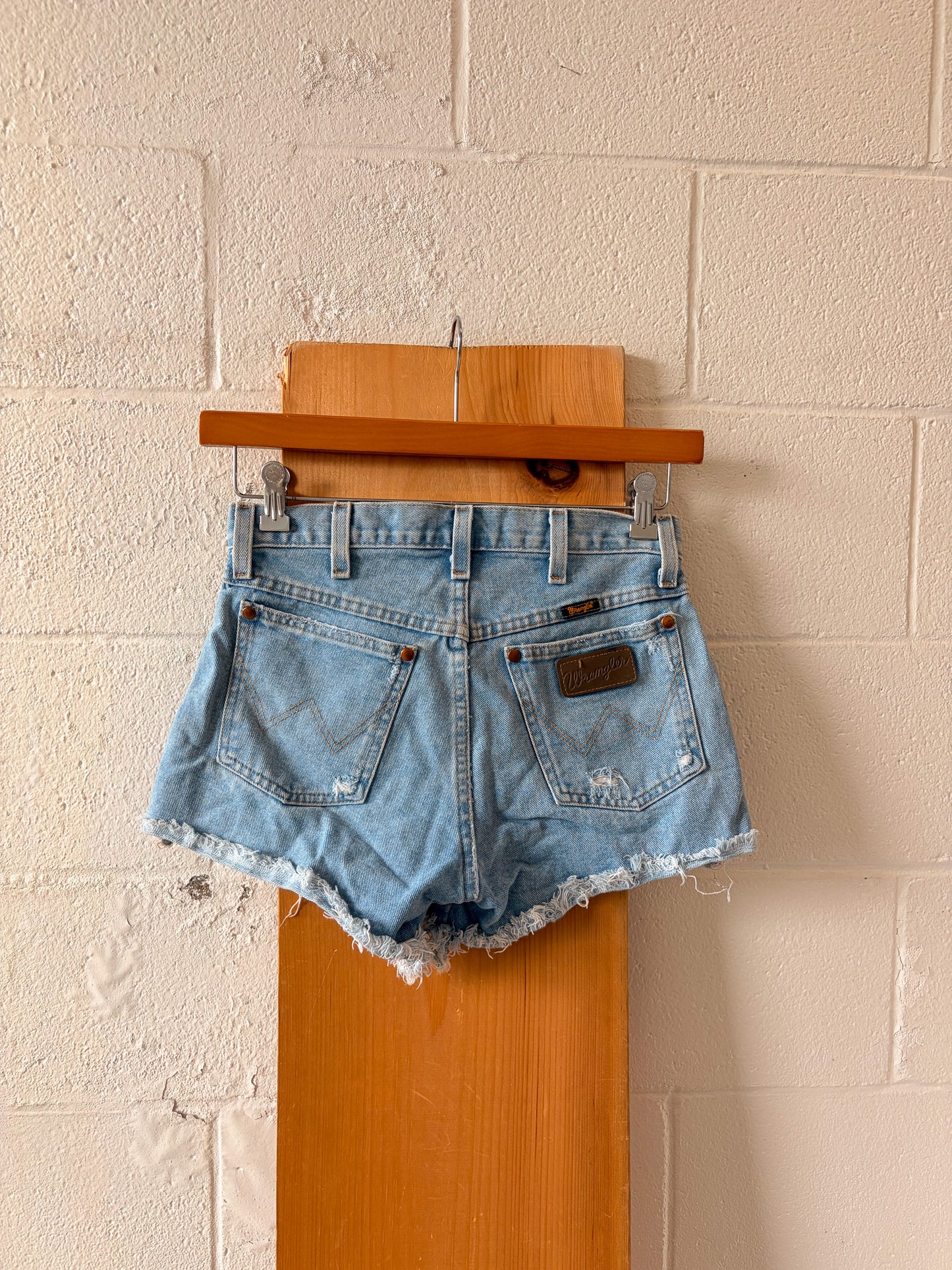 Wrangler Denim Cutoffs : 30"W