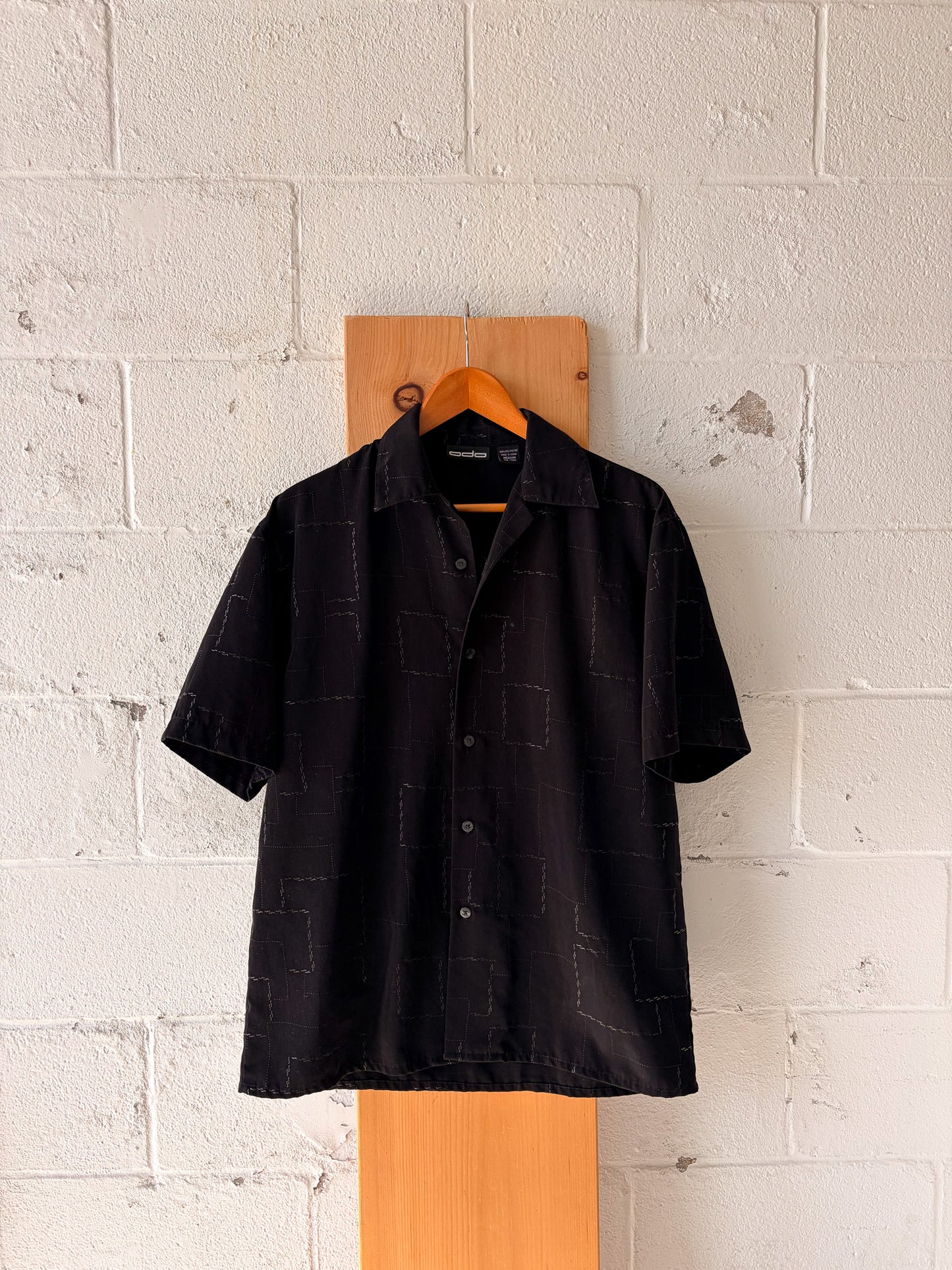 Black Short Sleeve Button Up : M