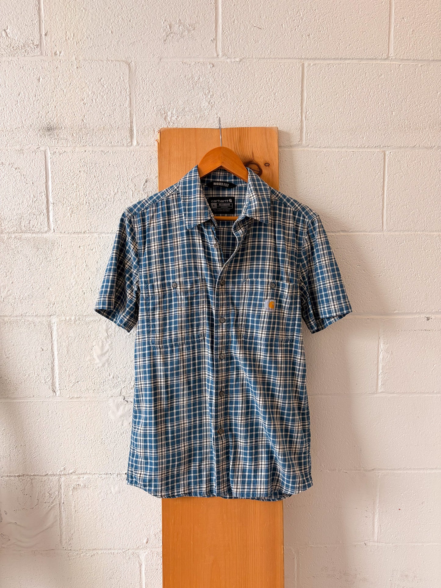 Plaid Carhartt Button Up : S