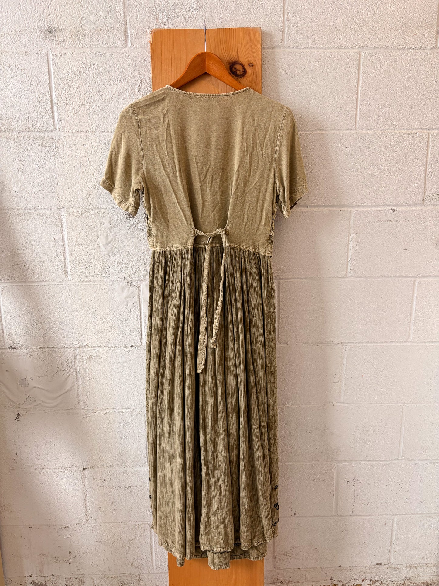 Vtg Floral Embroidered Sage Green Dress : S