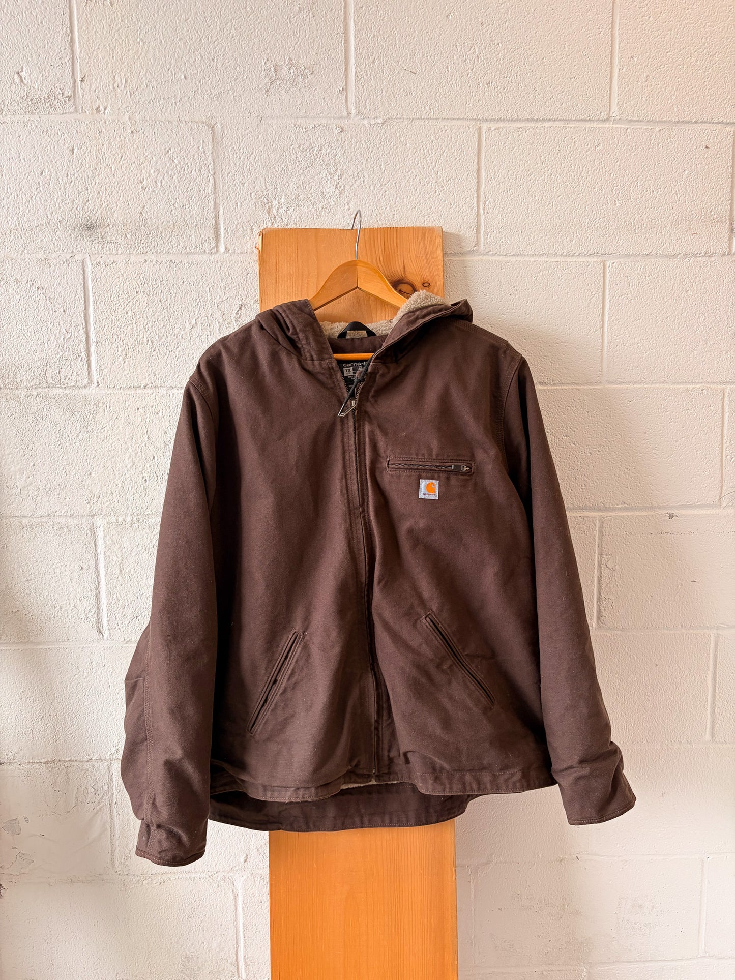 Brown Sherpa Lined Carhartt Jacket : Women's XXL (Local Pick Up Only)