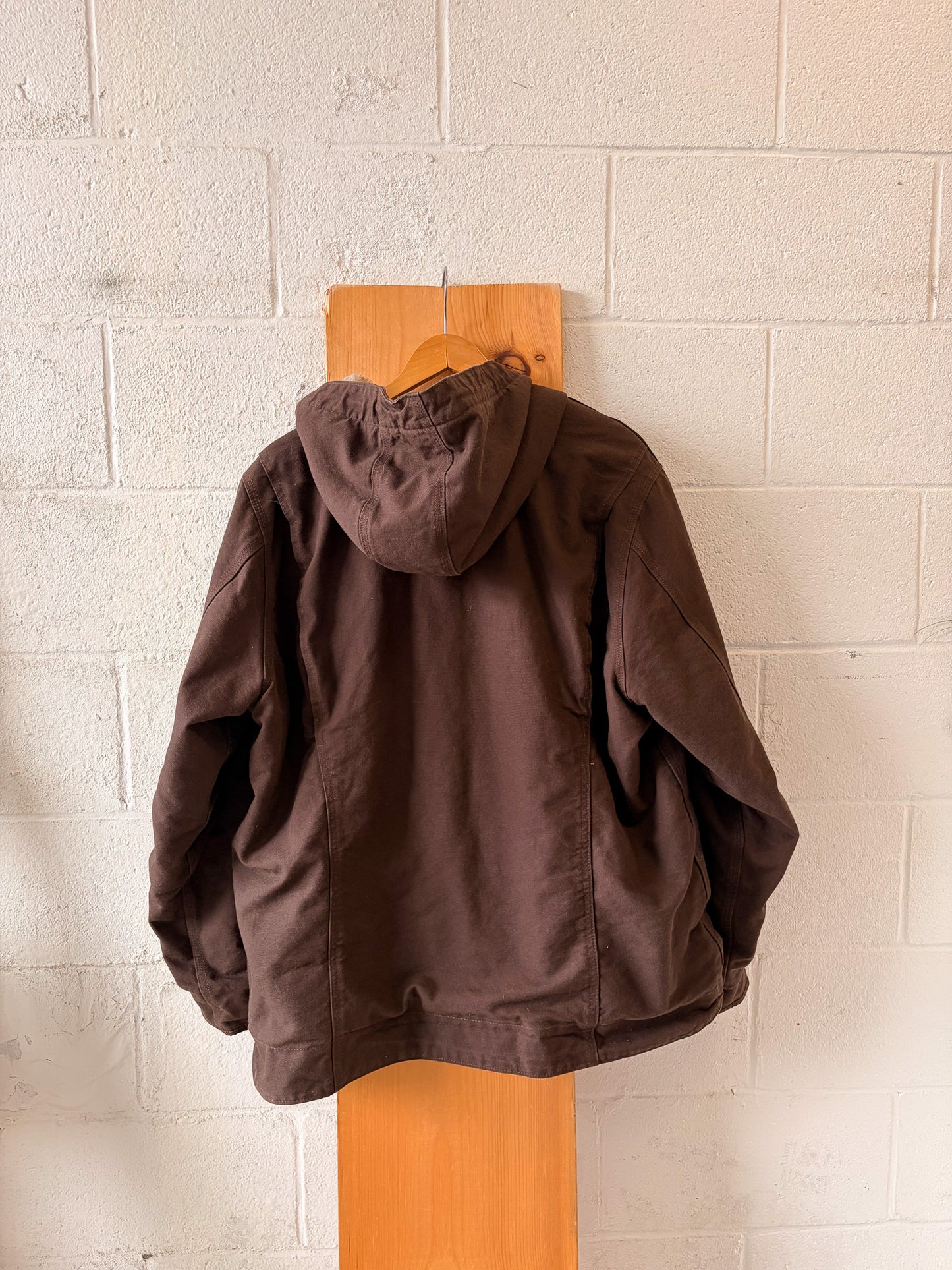 Brown Sherpa Lined Carhartt Jacket : Women's XXL (Local Pick Up Only)