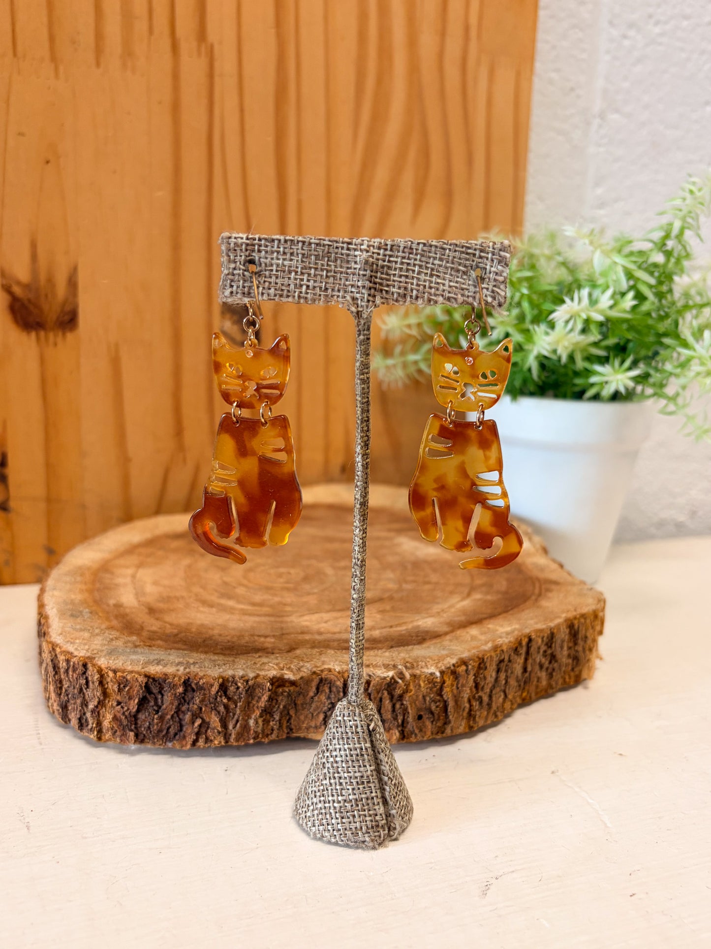 Tortoise Shell Cat Drop Earrings
