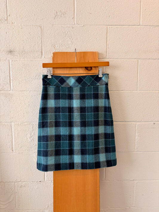 L.L Bean Plaid Blue Wool Skirt : 10
