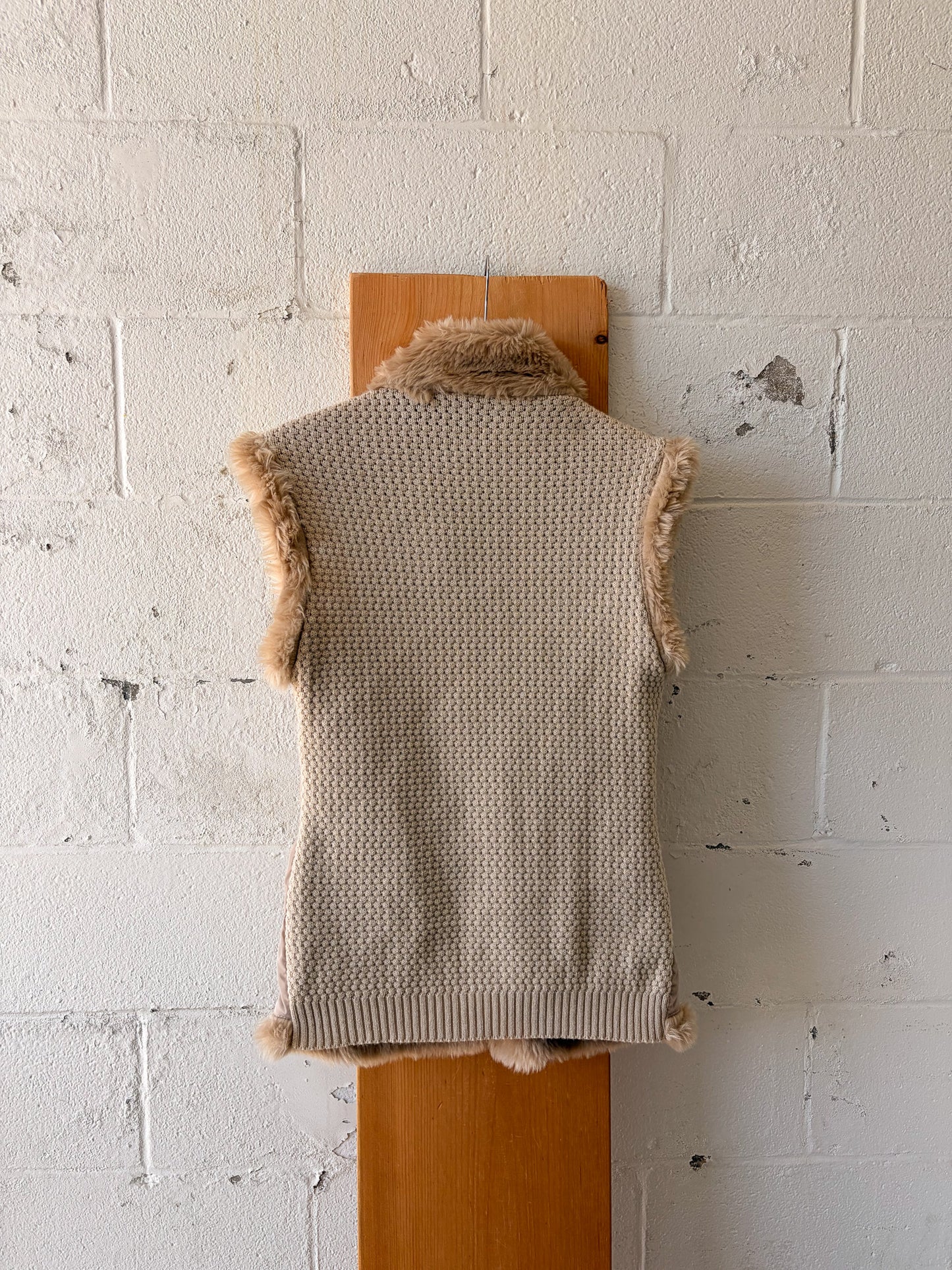 Faux Fur Reversible Zip Up Vest : M