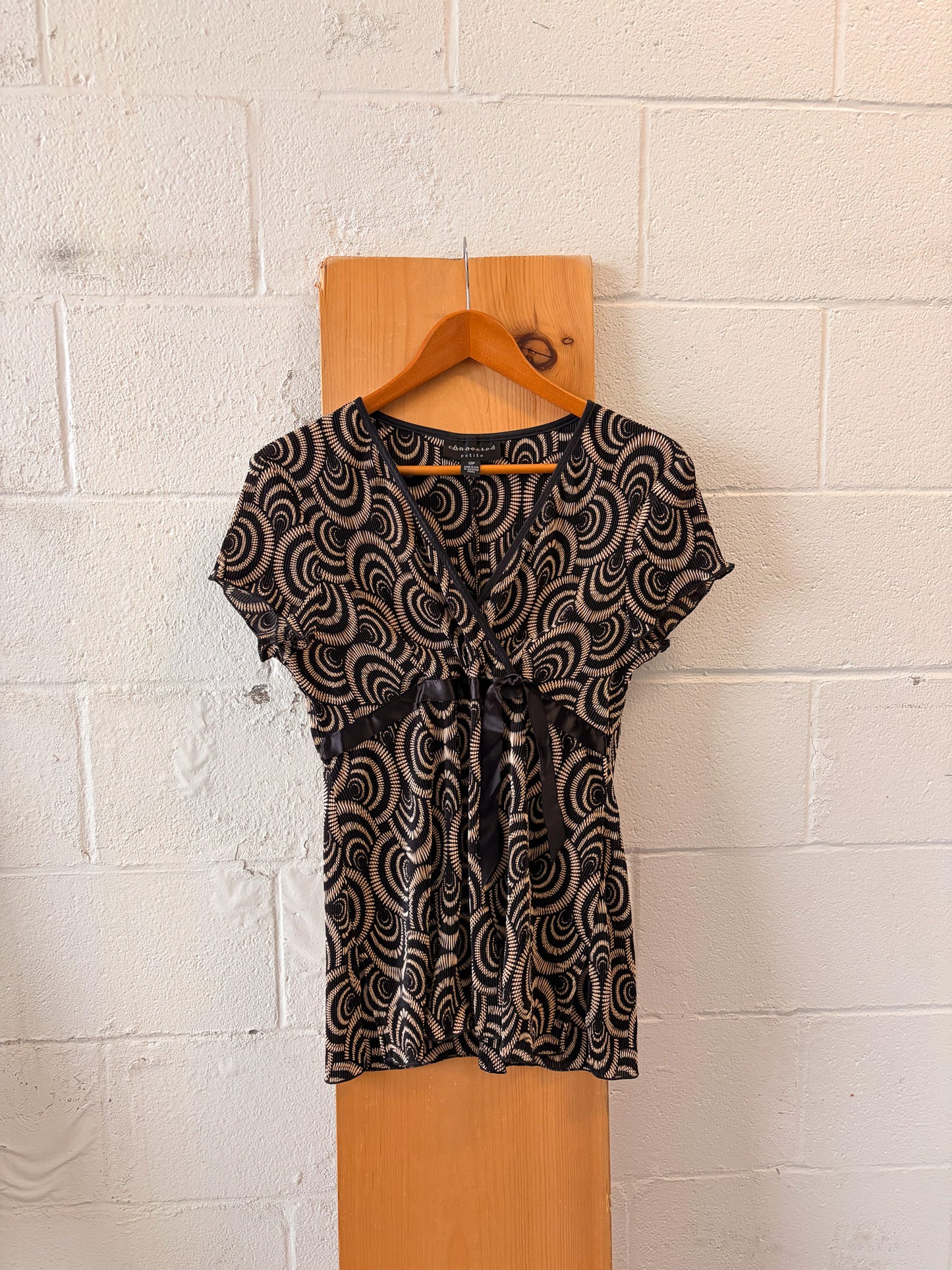 Spiral Patterned Blouse : 10P