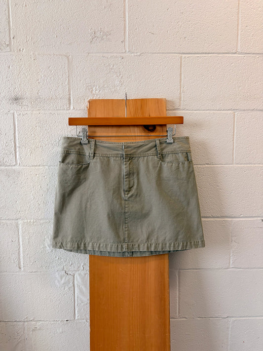 '03 Old Navy Khaki Skirt : 14