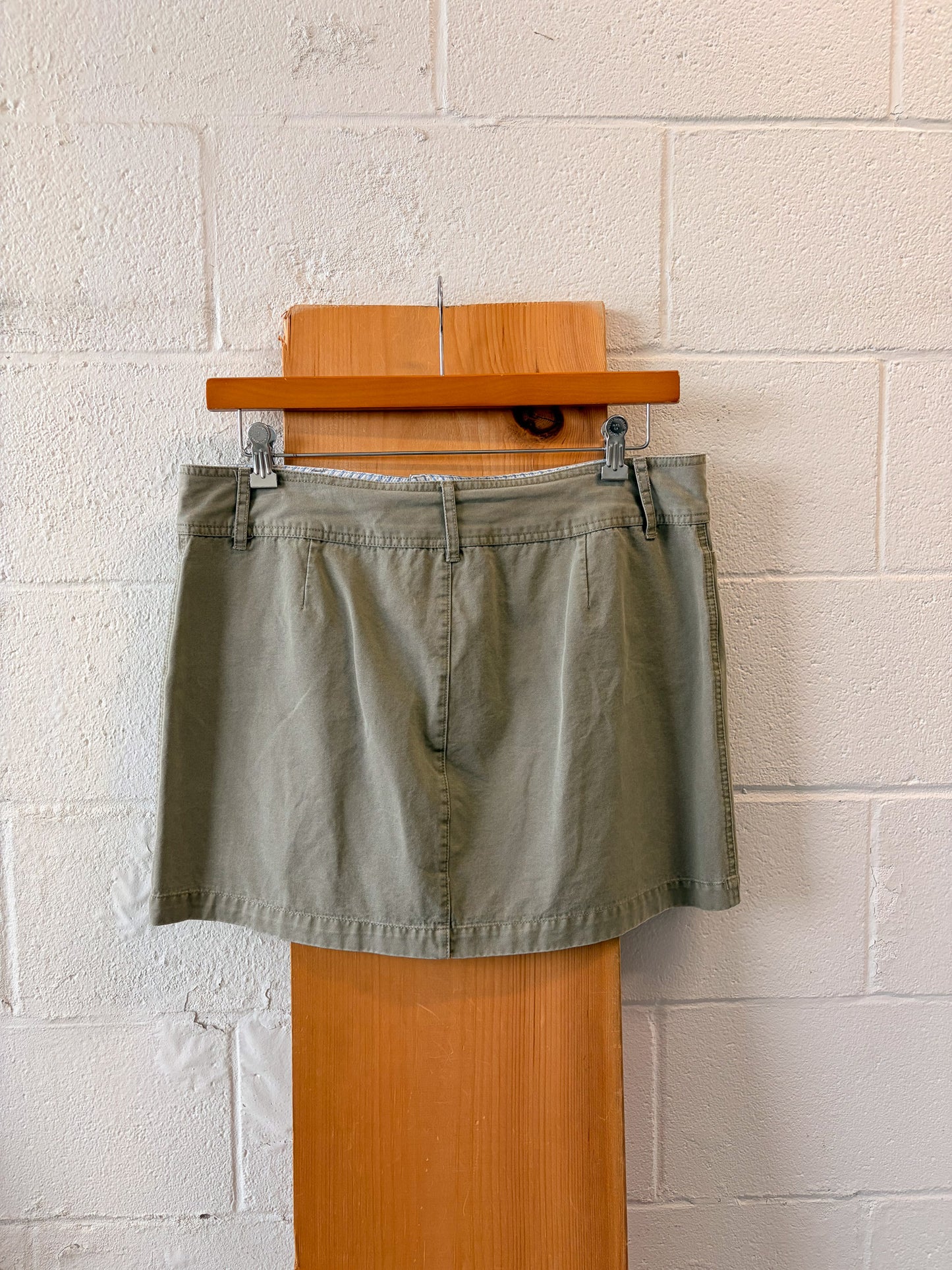 '03 Old Navy Khaki Skirt : 14