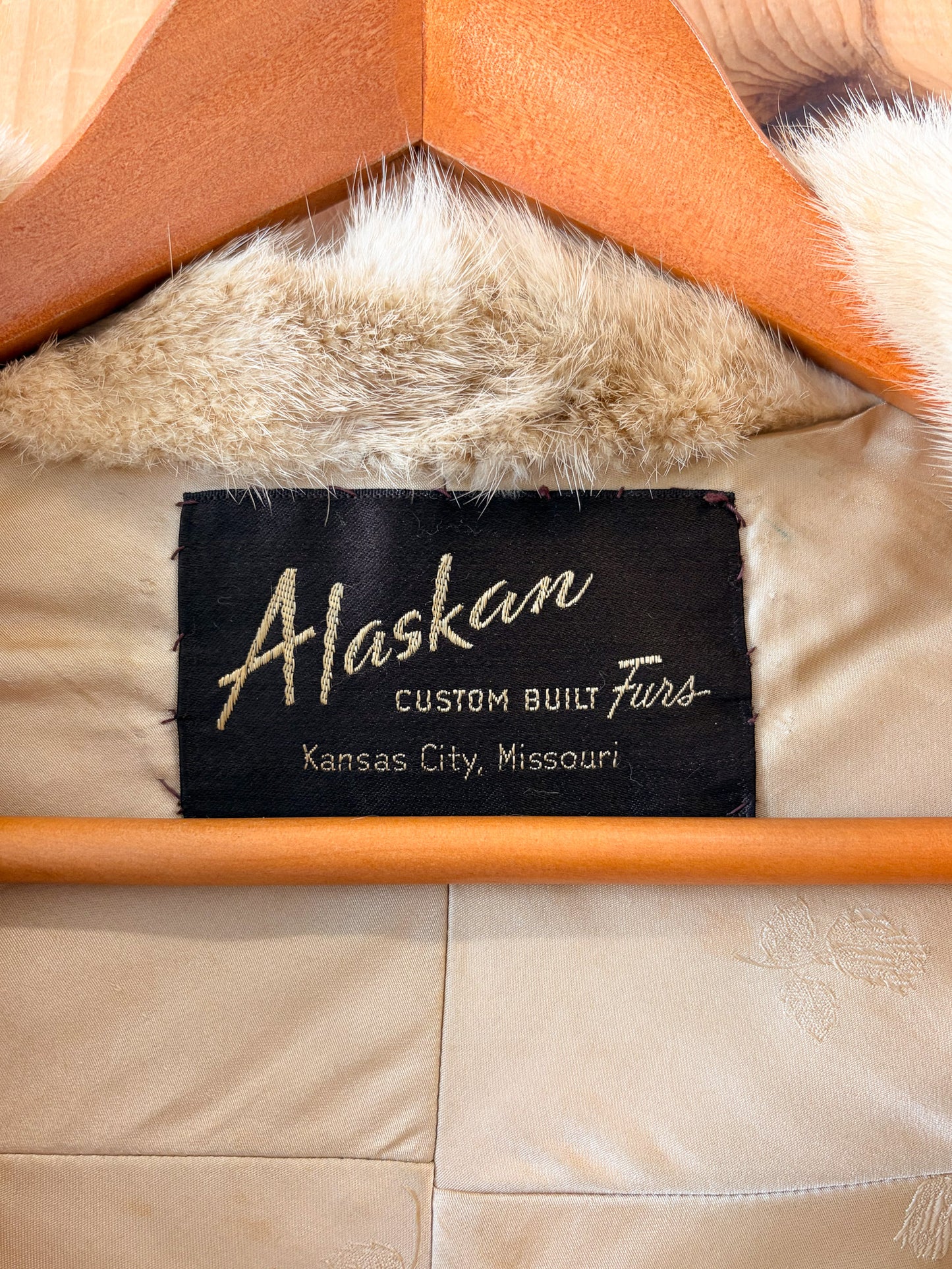 Vtg Fur Stole : OS (Local Pick Up Only) (As Is)