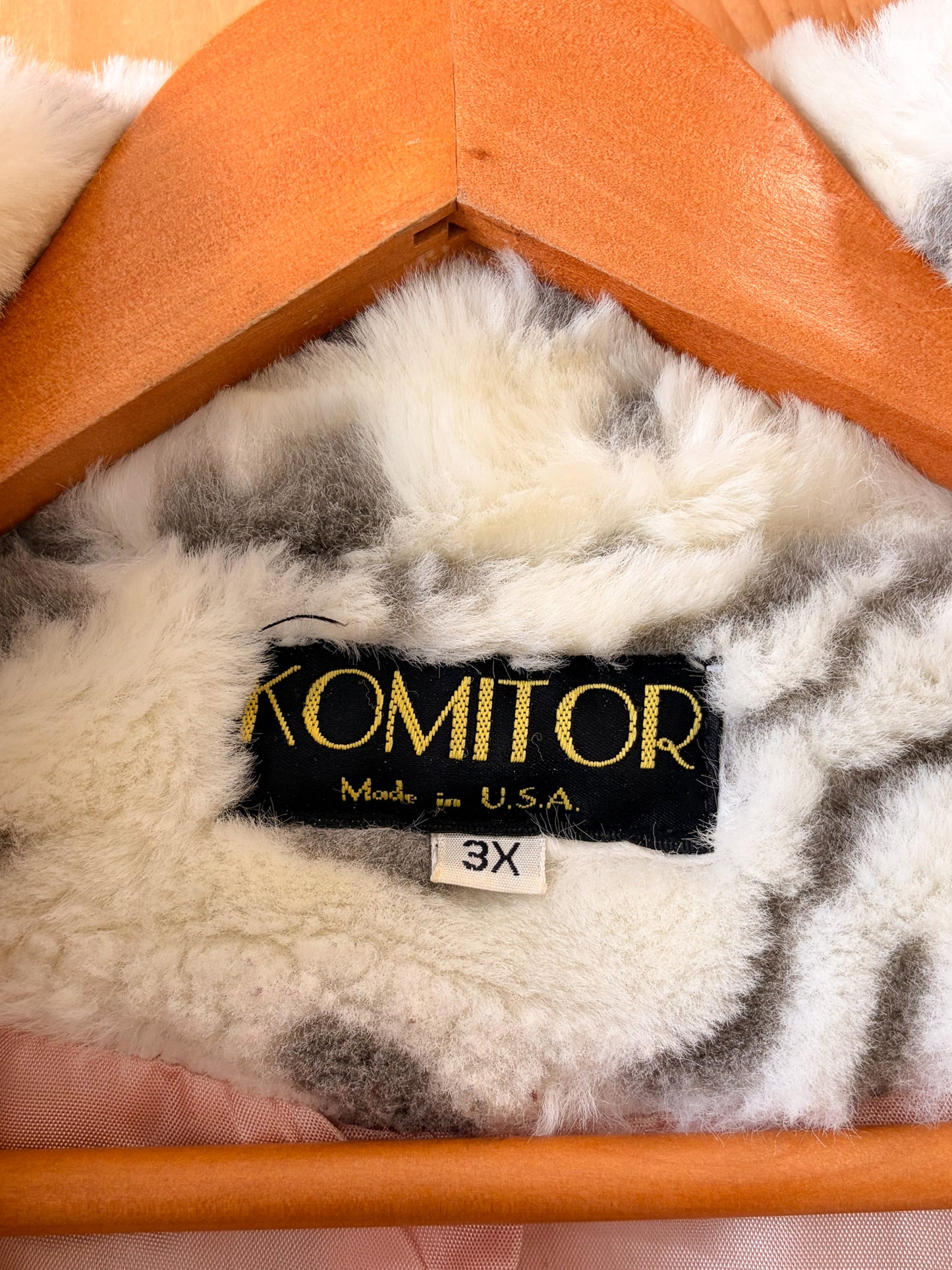 Vtg Komitor Faux Fur Coat : 3X (Local Pick Up Only)